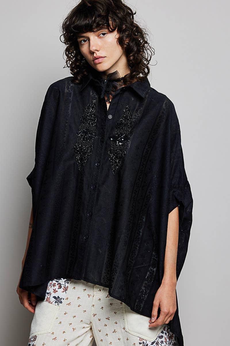 Lace Trim Point Half Sleeve Relaxed Fit Shirt Top: Black / L