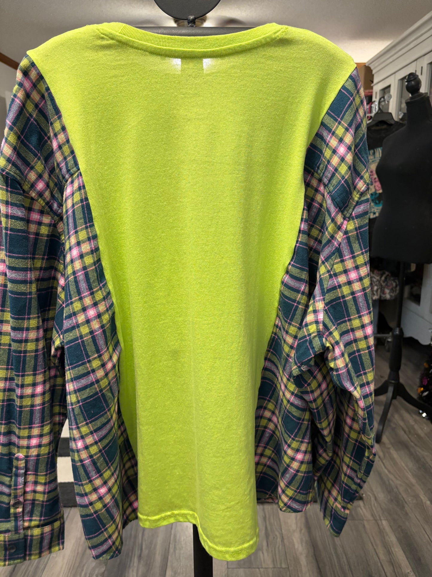 Grinch Upcycled Drop-Sleeve Flannel One Size Fits a Large to 3X