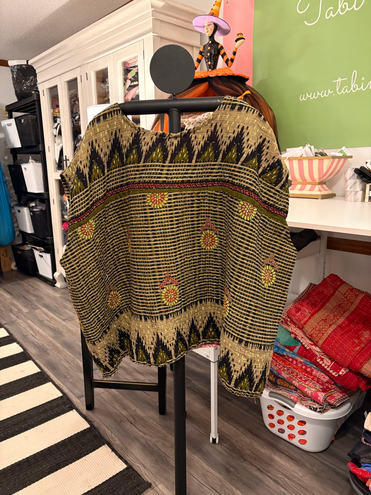 Mary Kantha Top One Size Fits a Large to 2X 10-18