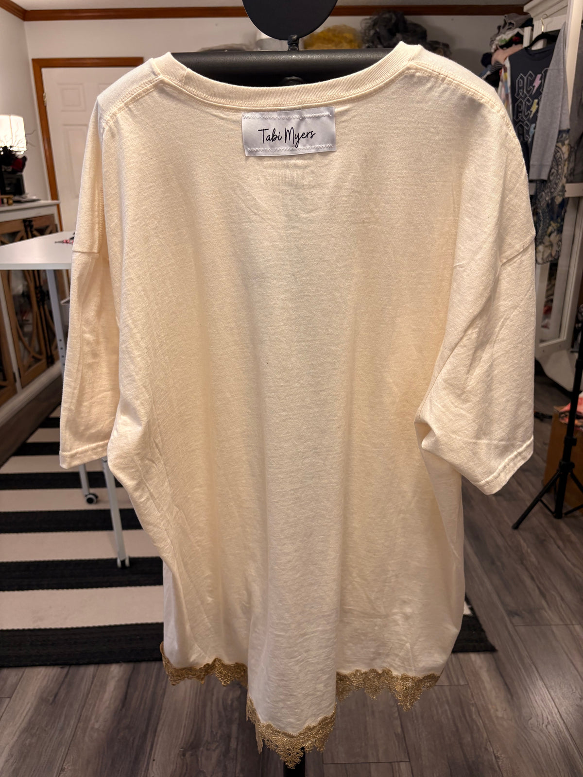 Hello Dear Hi/Lo Glam Tee One Size Fits a Small to XXL