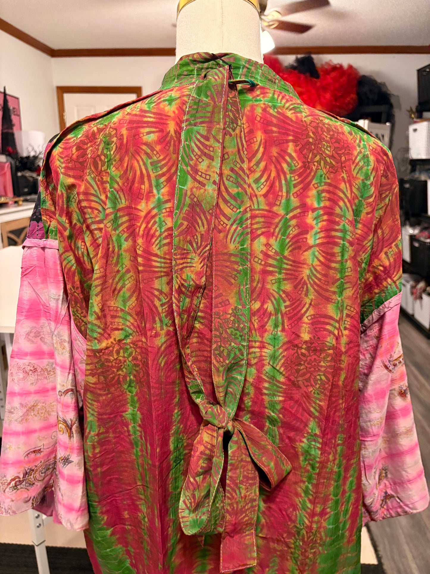 Annie Kimono One Size Fits Small to XXL 2-16