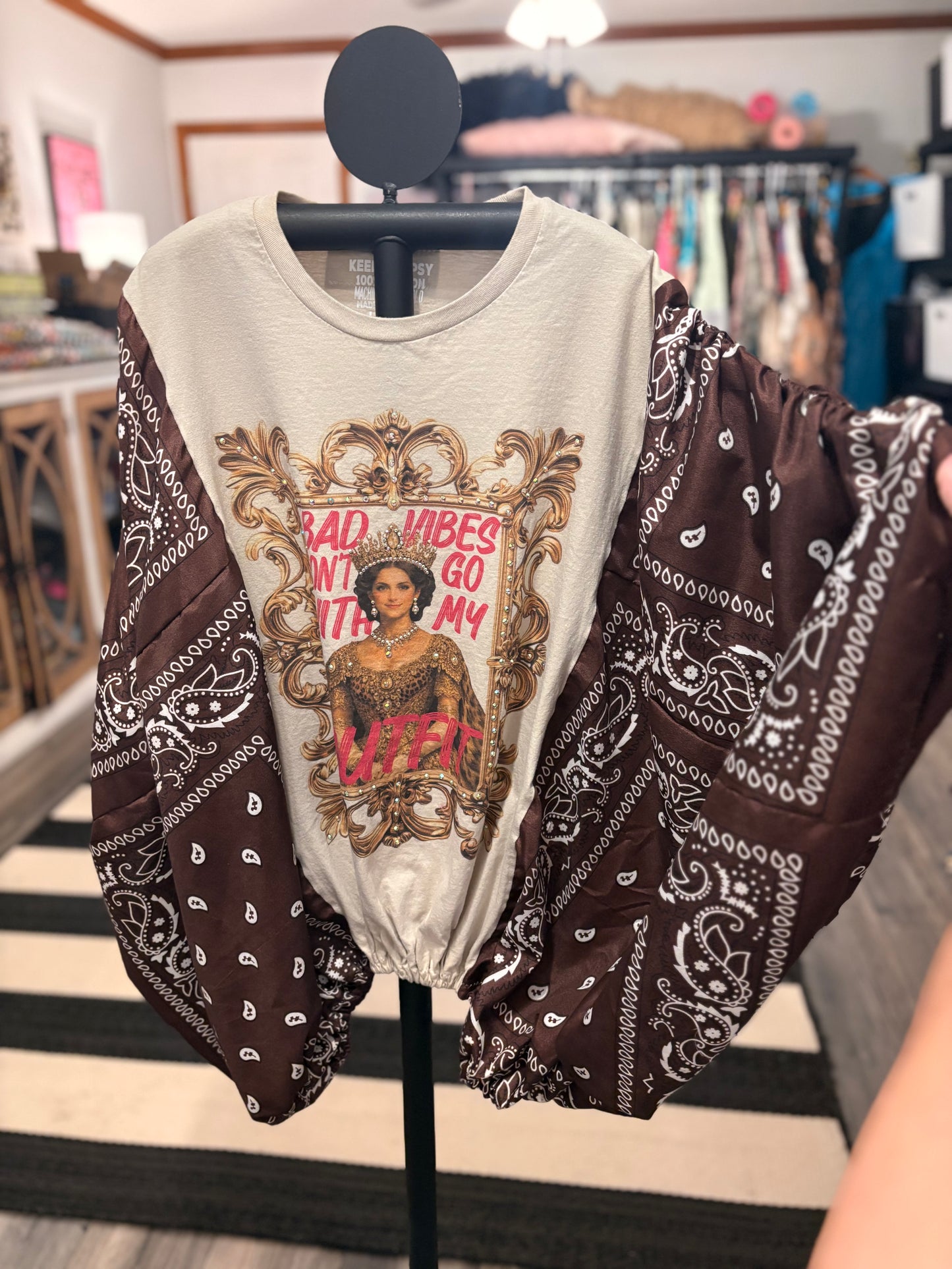 Bad Vibes Don’t Go With My Outfit Bubble Bandana Sleeve Tee Fits a Small to XXL
