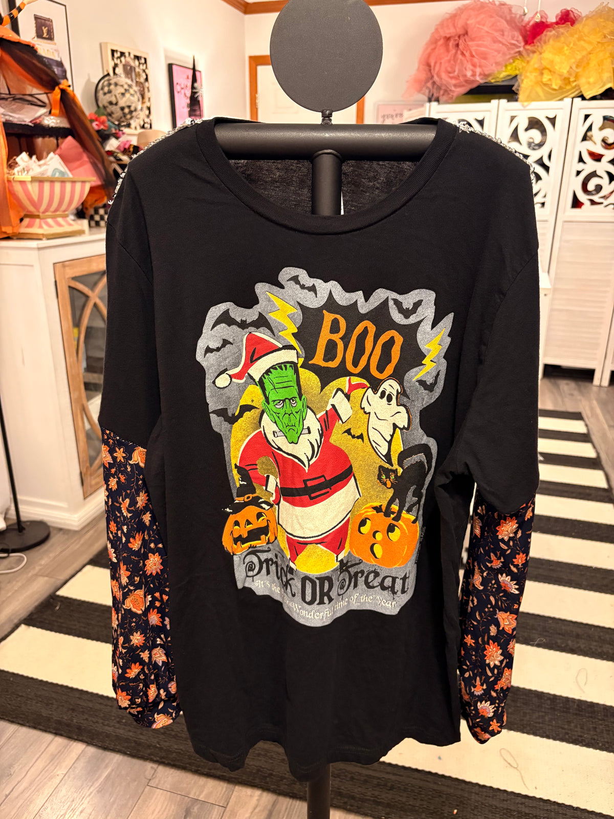 Boo! Embroidered Glam Sleeve Tee Fits a Small to XL