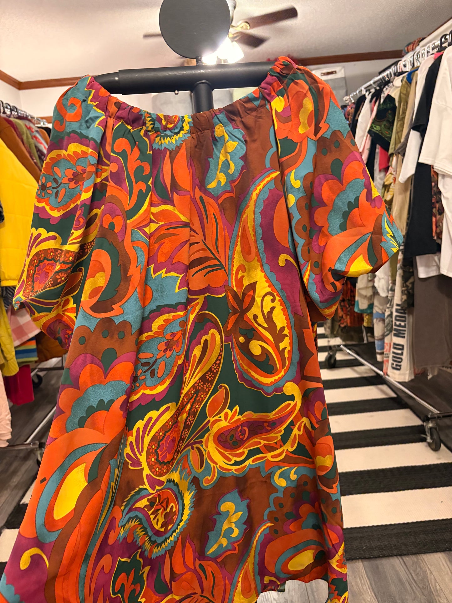 Easel Paisley Shift Dress Large