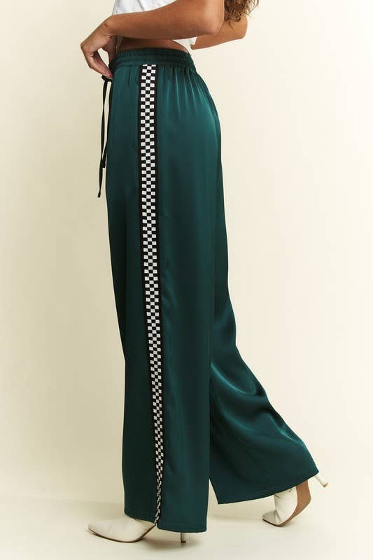 PLUS SIZE SOLID SATIN SWEATPANTS WITH SIDE CHECKERBOARD TAPE: Black