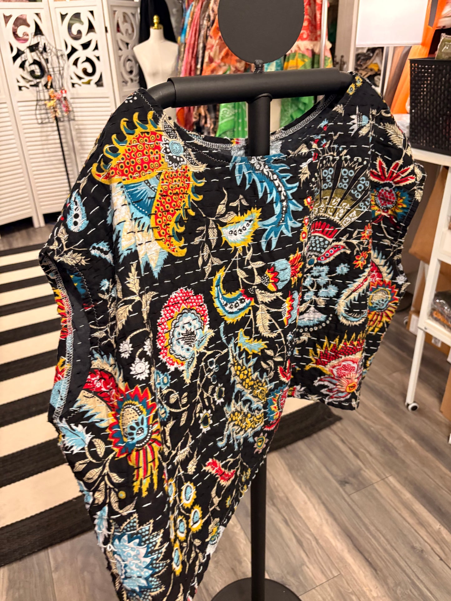 Celia Midnight Paisley Top One Size Fits Small to XXL