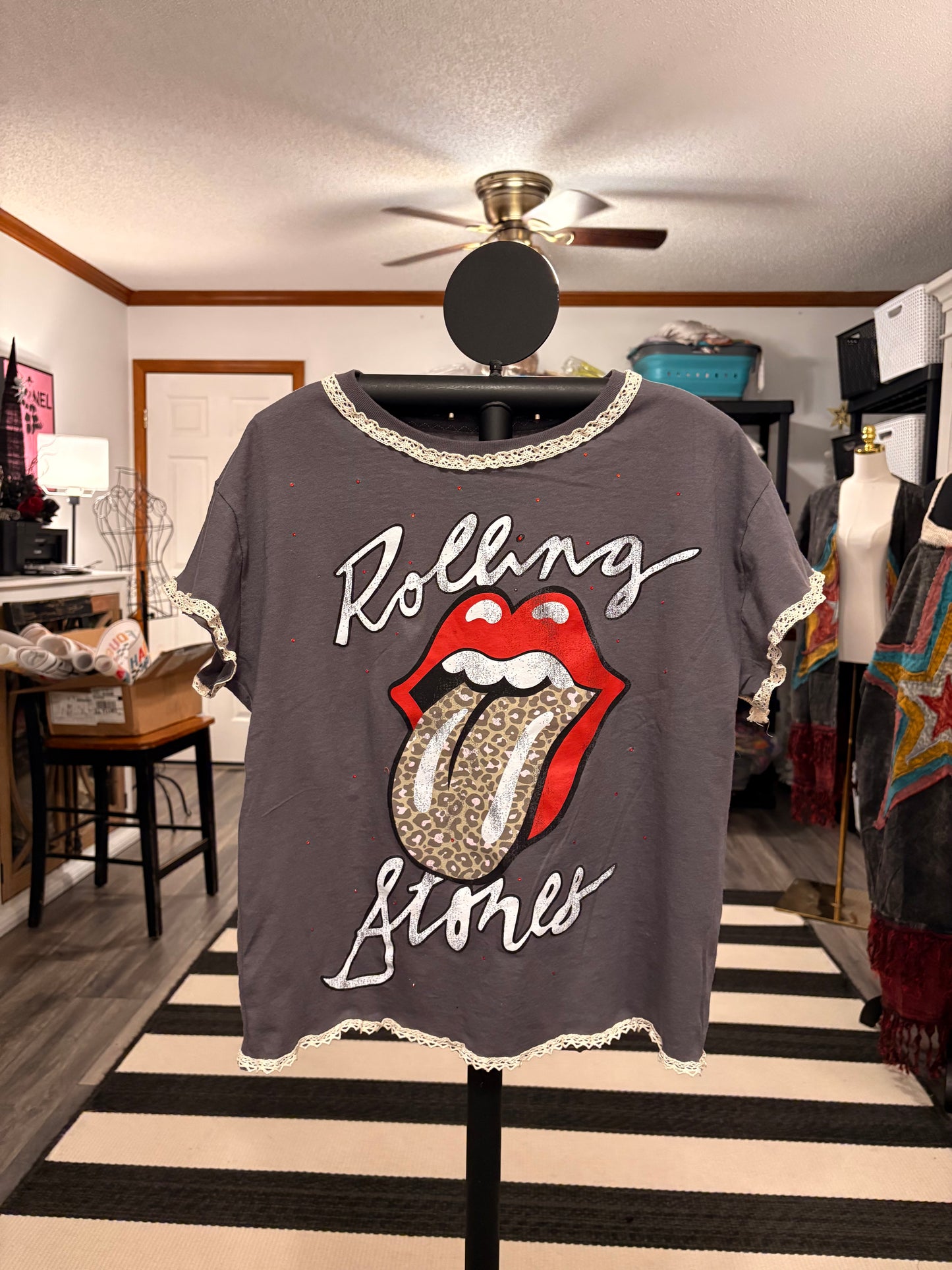 Rolling Stones Pretty Little Tee One Size Fits a Small to Large