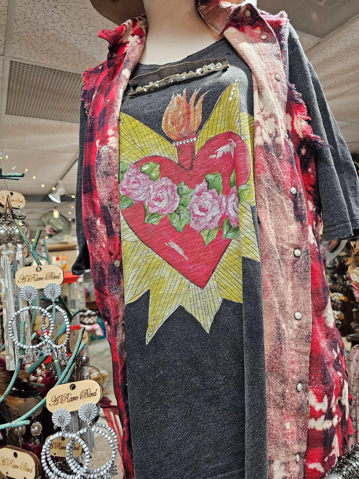 Blazing Heart Tattered Tee: Sm