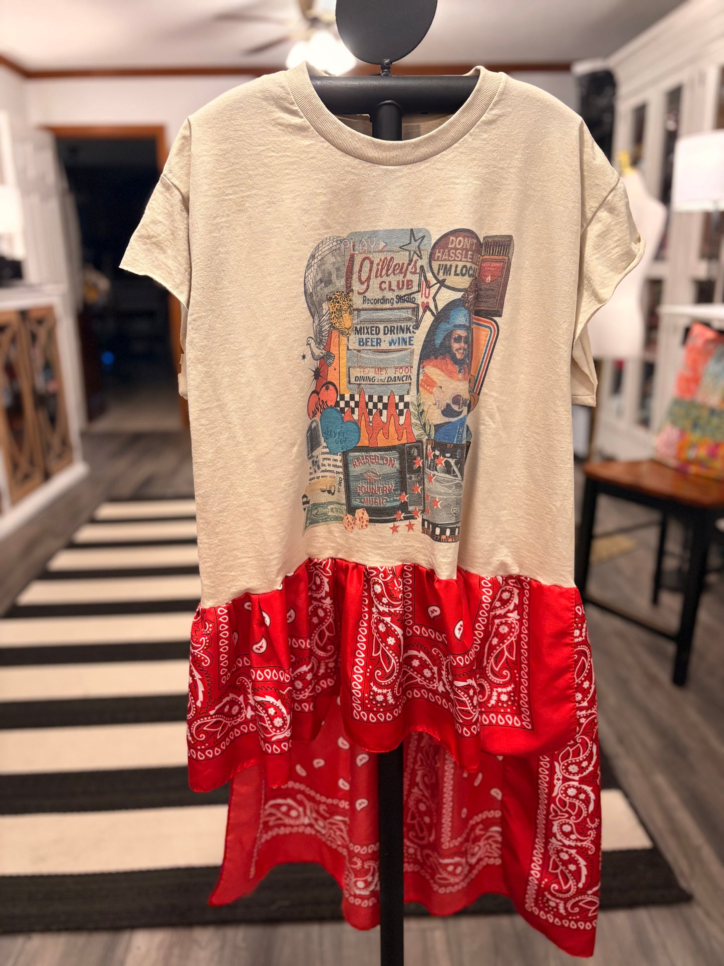 Urban Cowboy Drama Ho/Lo Bandana Tee One size fits a Small to Large 6-12