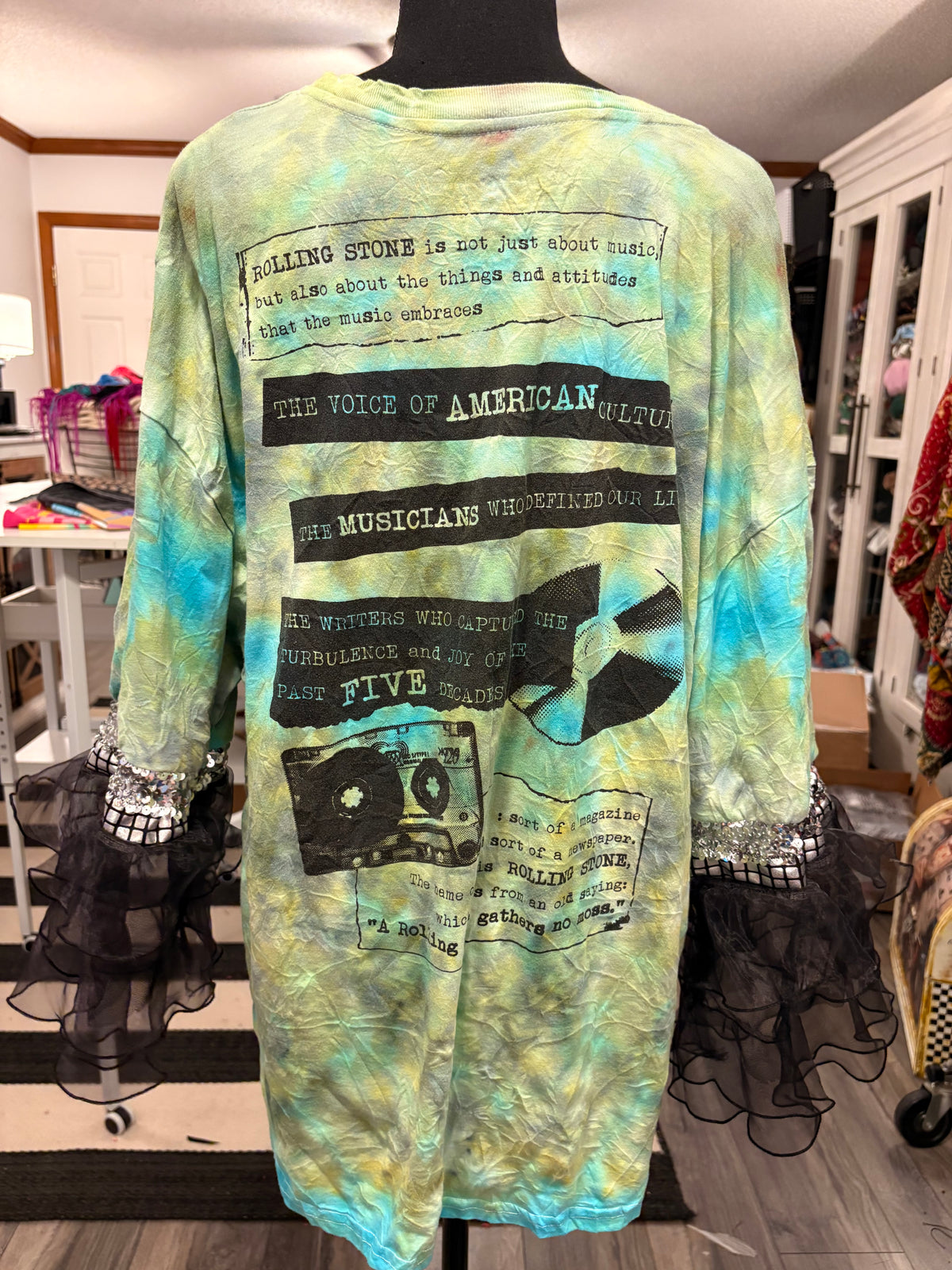 Music For The People Glam   Tee One Size fits a Small to XXL
