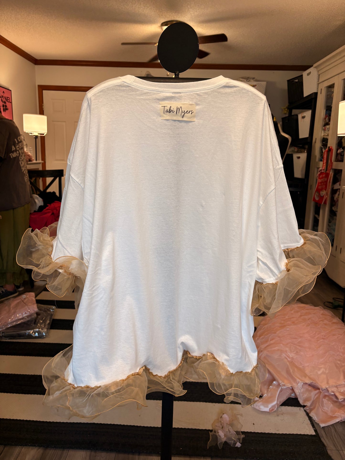 Cupids Bouquet Tee One Size Fits a XL/4X Oversized fit