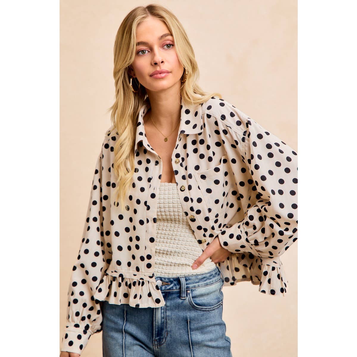 CRINKLE POLKA DOT RUFFLED HEM BUTTON UP SHIRT TOP: CREAM/BLACK / XL 14-18