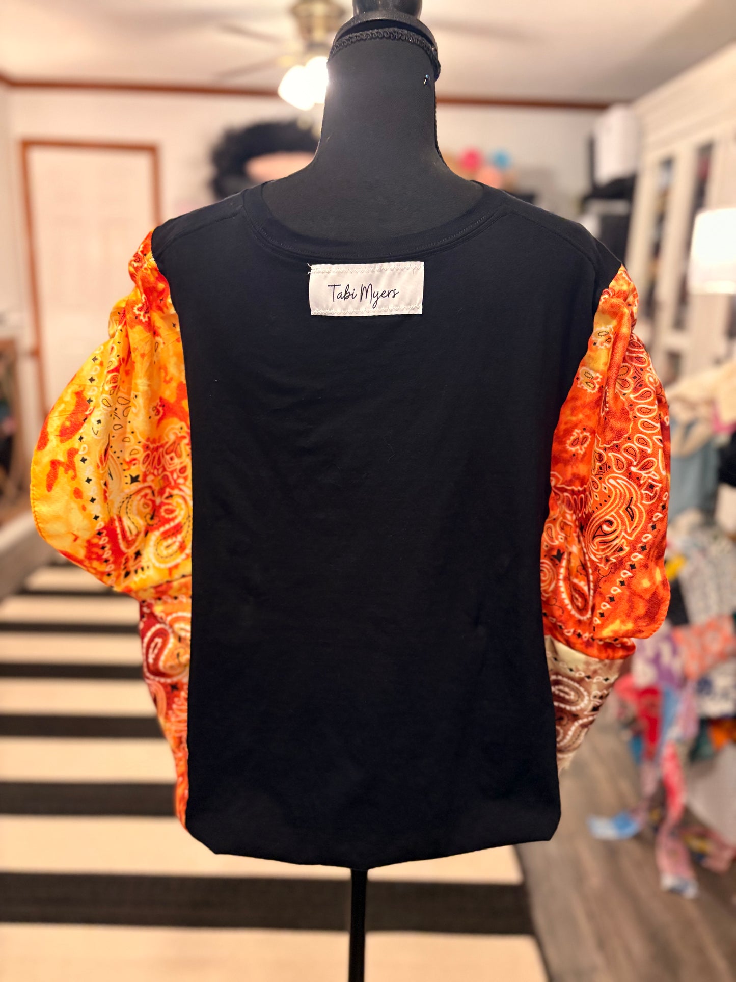 Nashville Dolly Bubble Bandana Sleeve Tee Fits a Small to XXL