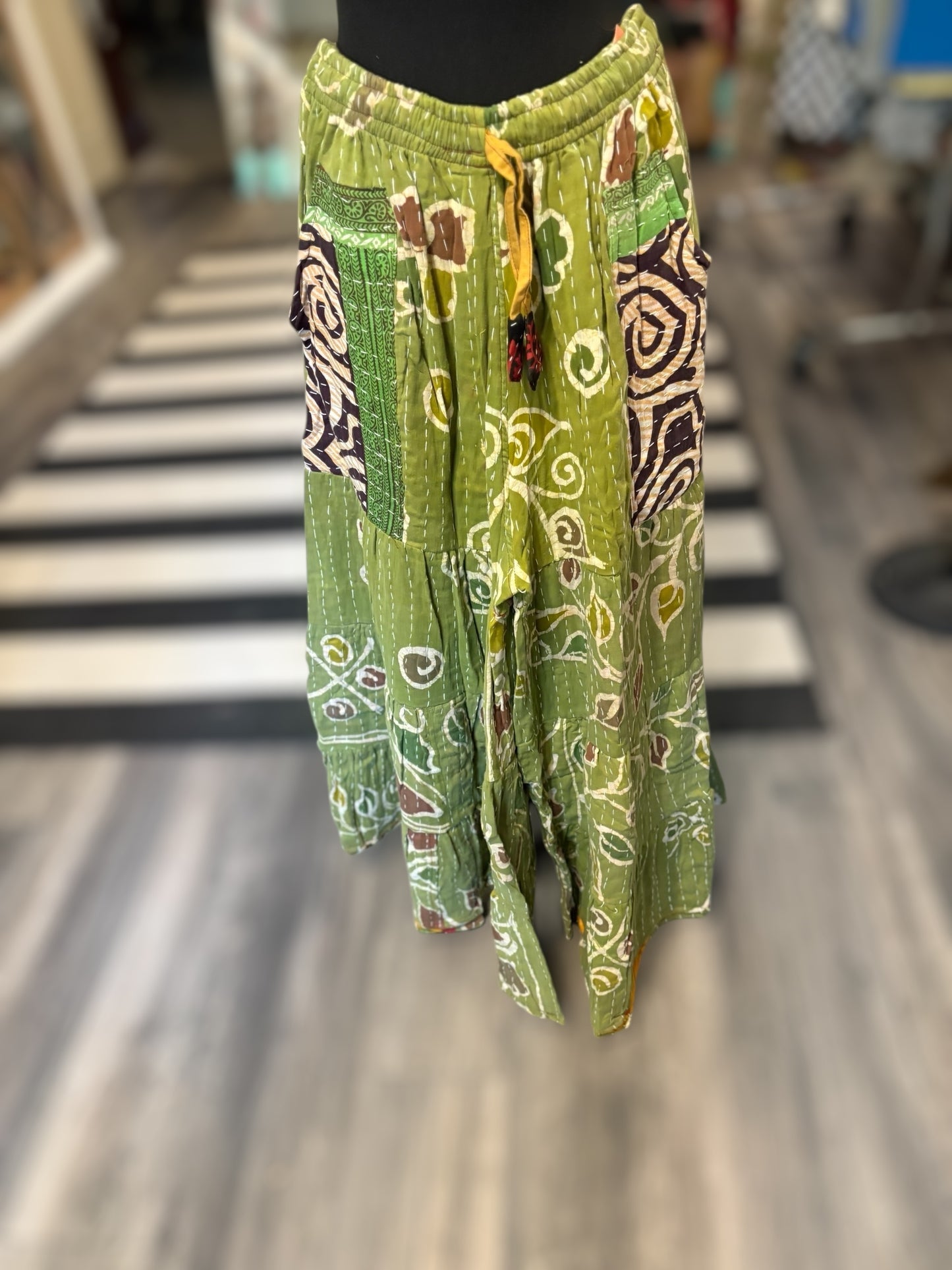 Rayleigh Kantha Flowy Tiered Reversible Palazzo Pant with Pockets: One Size Fits Size 6-16