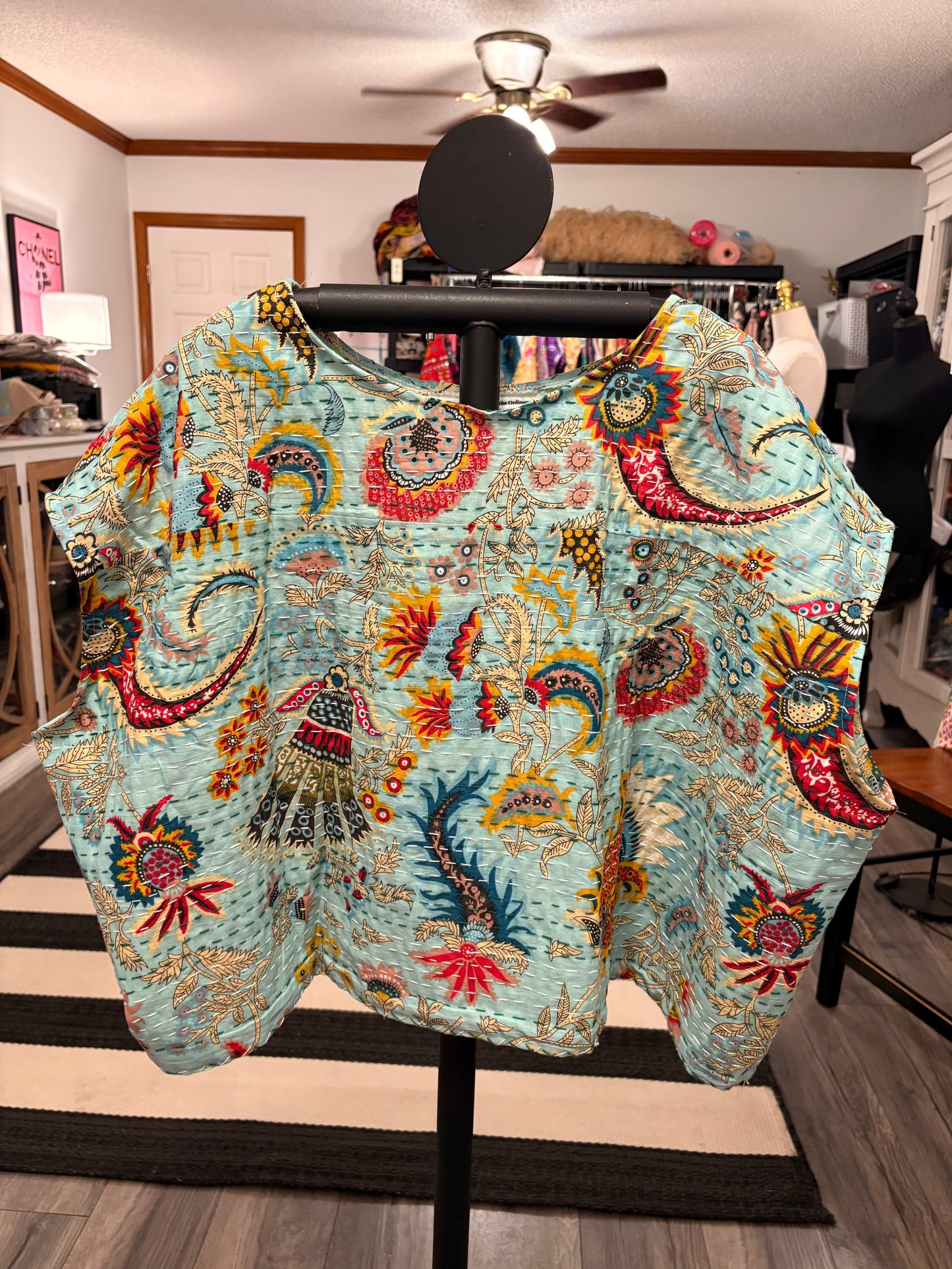 Amanda Kantha Top One Size Fits a Small to XXL