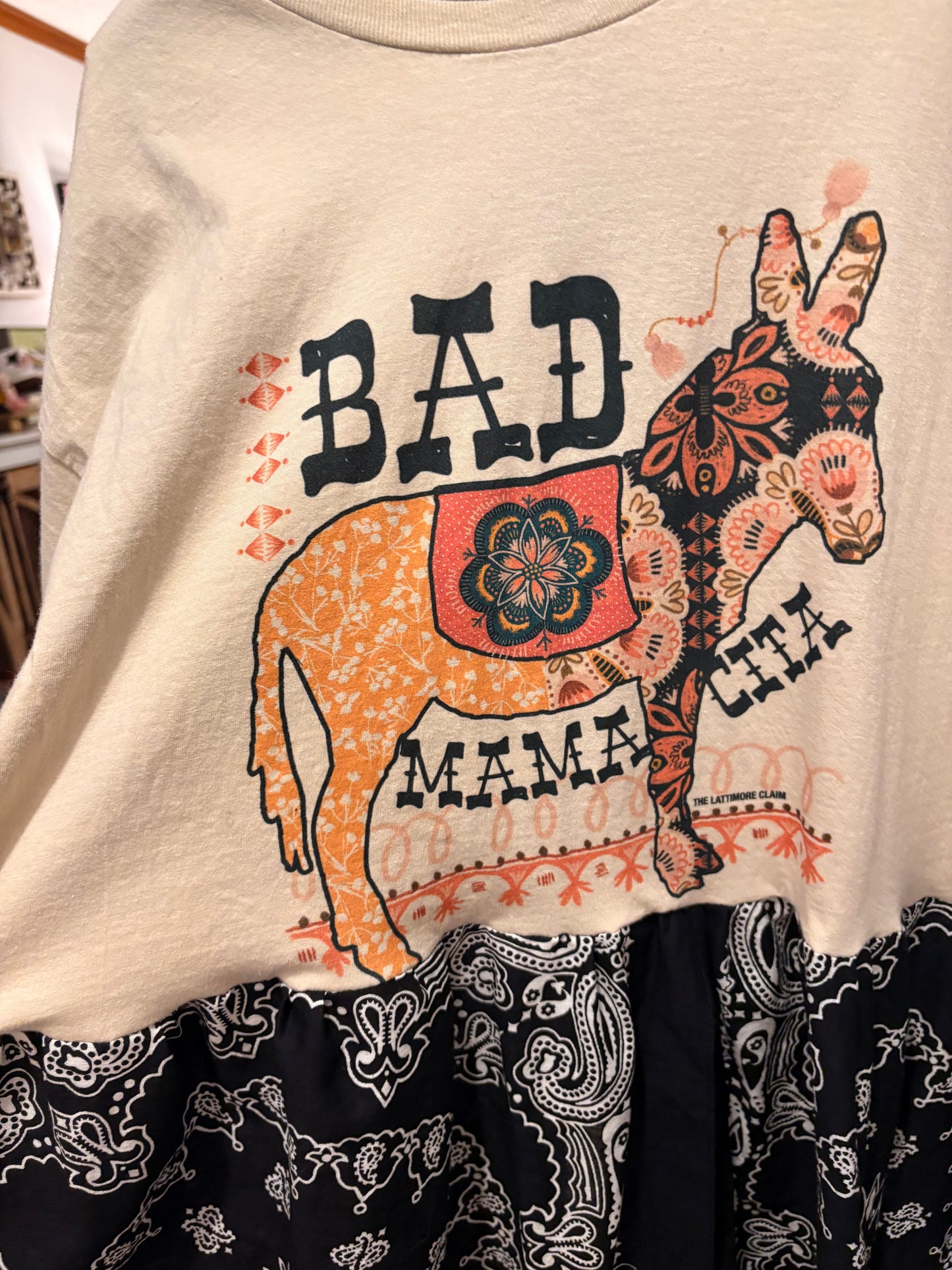 Bad Mamacita Peek A Boo Bandana Tee One size fits a Small to XL 4-14