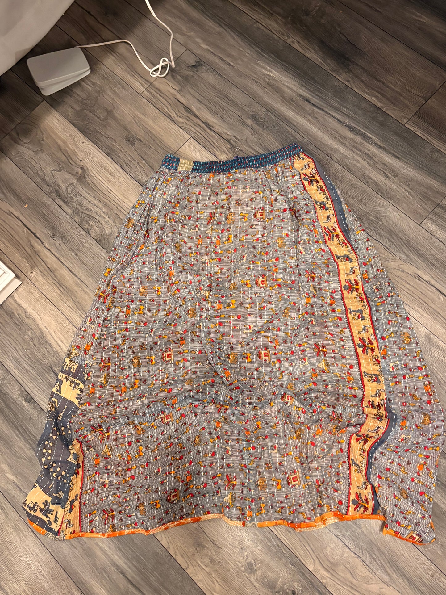 Suzy Women Vintage Kantha Quilt Cotton Reversible Skirt One Size Fits Size 4-16