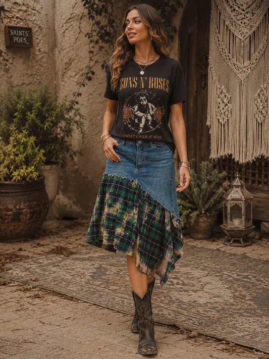 Raven Denim Skirt Fits a Size 2/4
