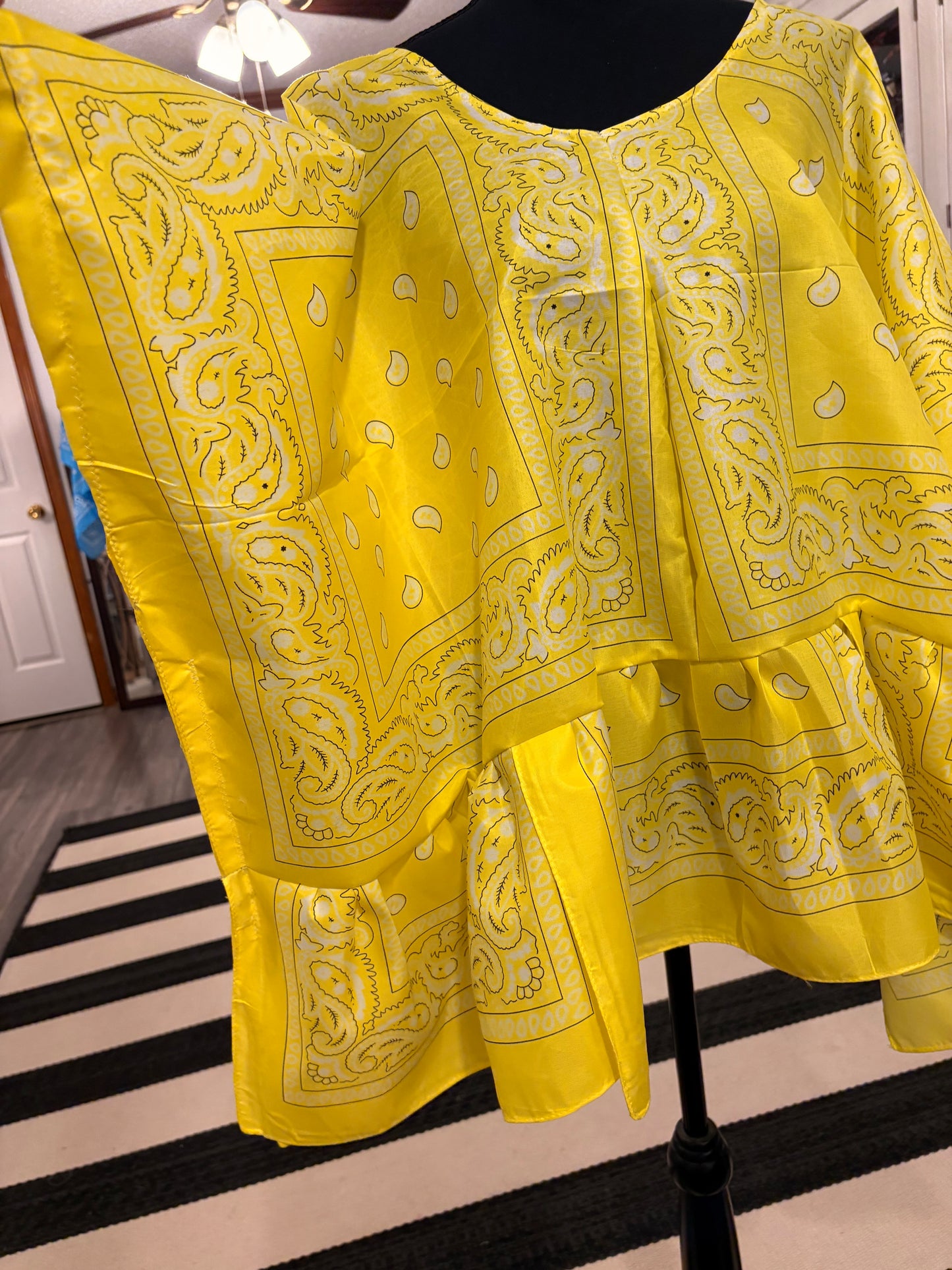 Hannah Bandana Top Fits a Small to 3X