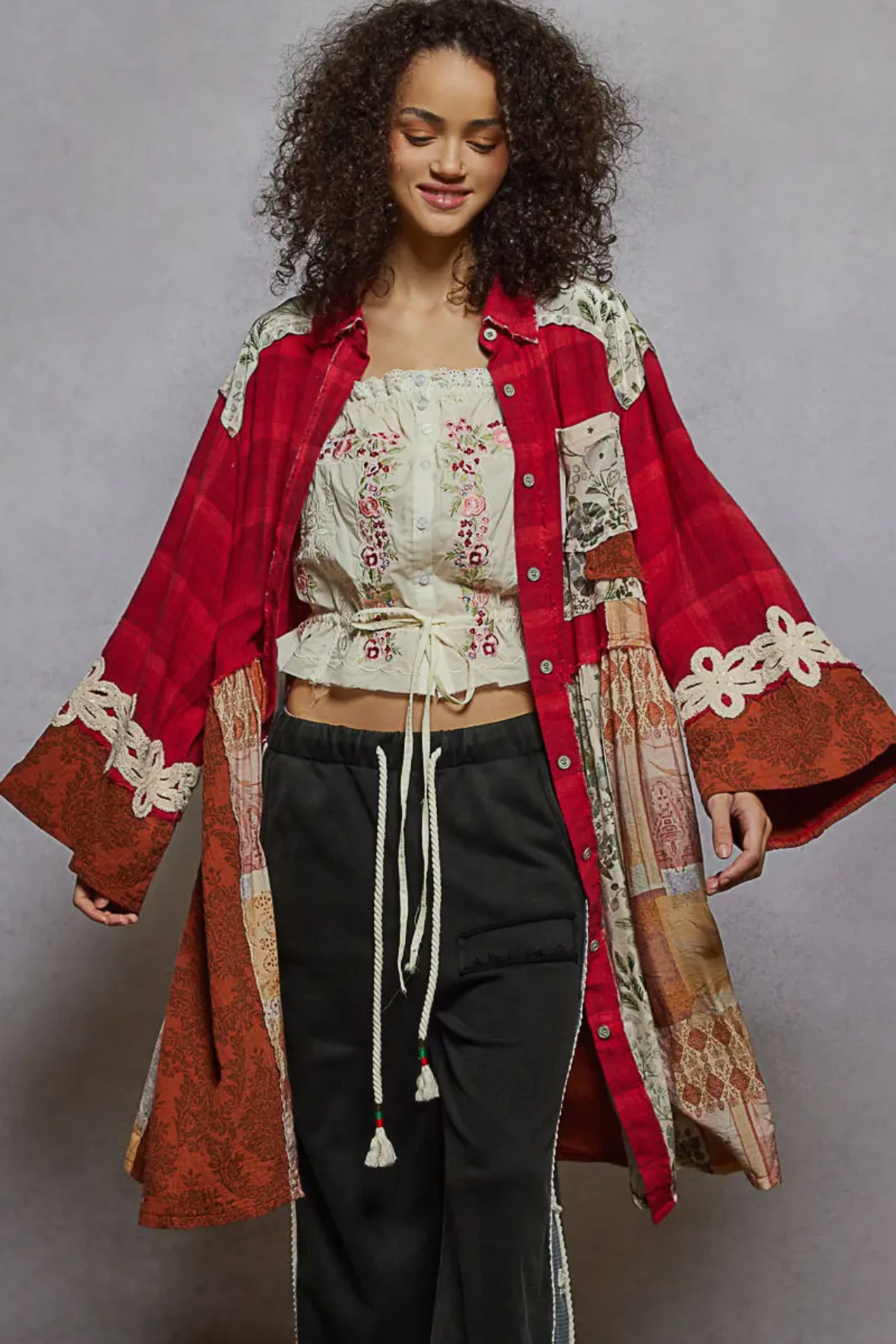 Long sleeve spangle crochet trim plaid knee length shirt top: RED MULTI / S