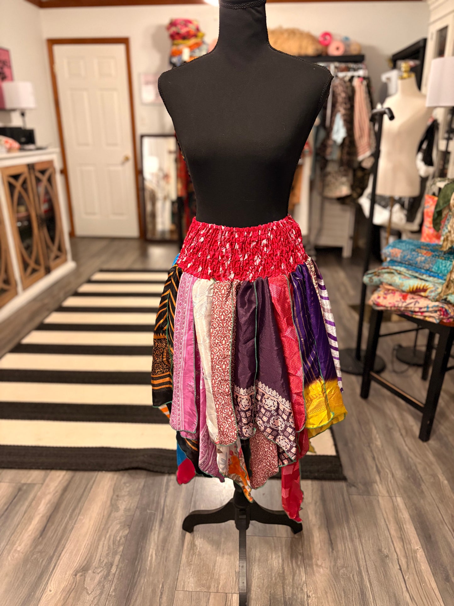 Bri Pixie Diamond Cut Printed Asymmetric Skirt One Size Fits A Size 2-18