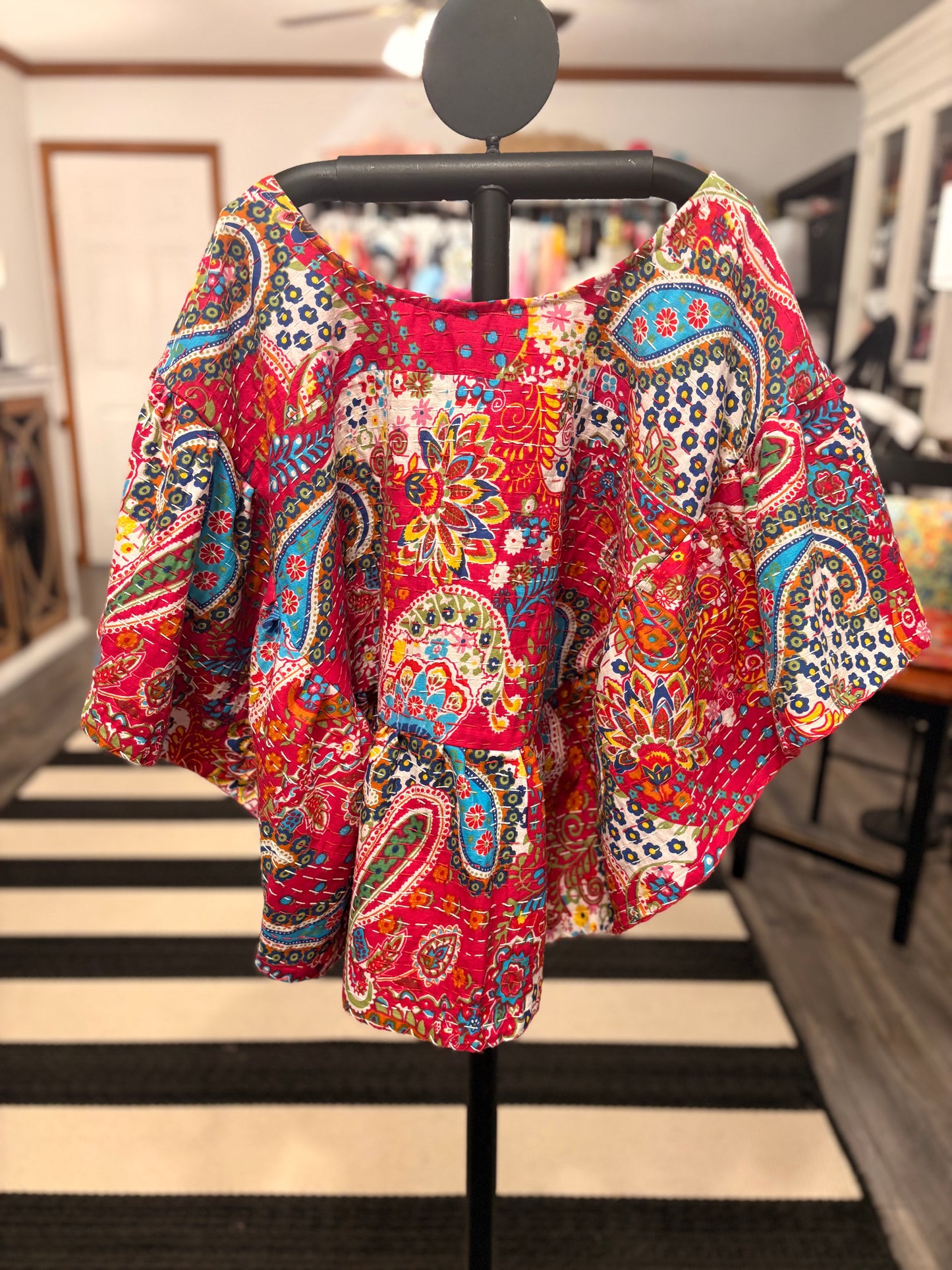 Ellie Kantha Circle Top One Size Fits a Small to 3X