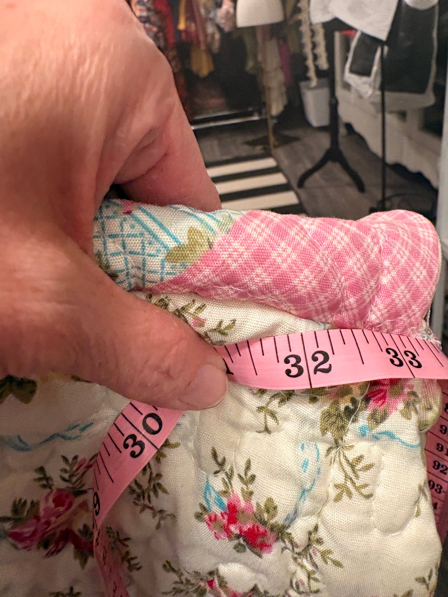 Victory in Jesus Quilted Rock Angel Poncho One Size Fits a Large to XXL OVERSIZED