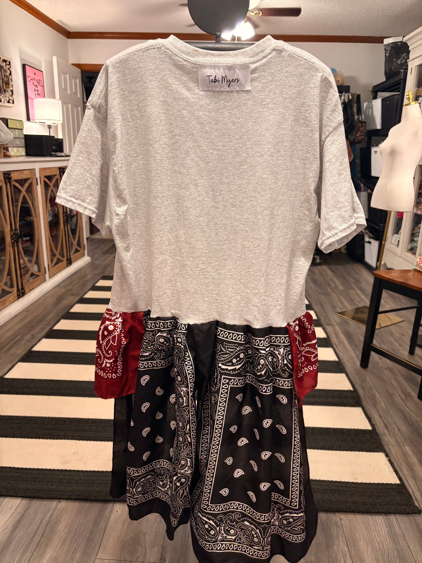 Tequila and Cowgirls Drama Ho/Lo Bandana Tee One size fits a Small to Large 6-12