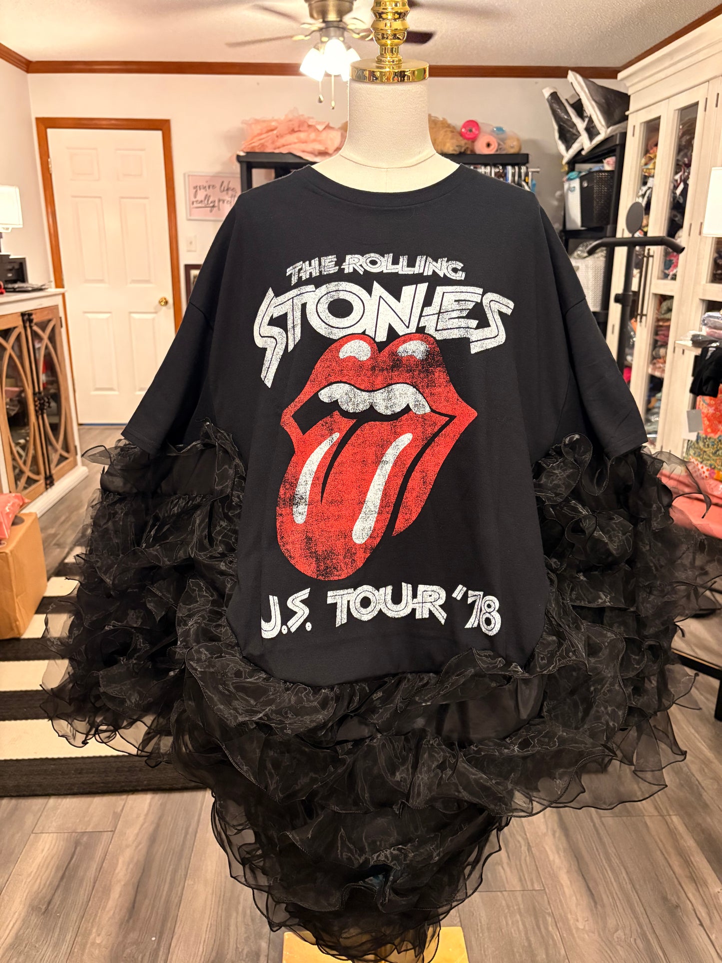 Satisfaction Rock Angel Poncho One Size Fits up to 3X