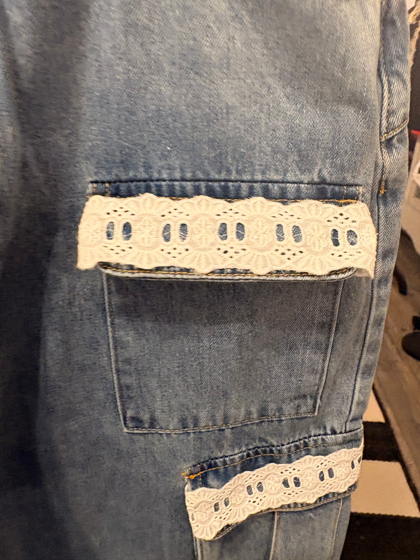 Benny “Junk” Jean Cargo Pants Size Large )10/12