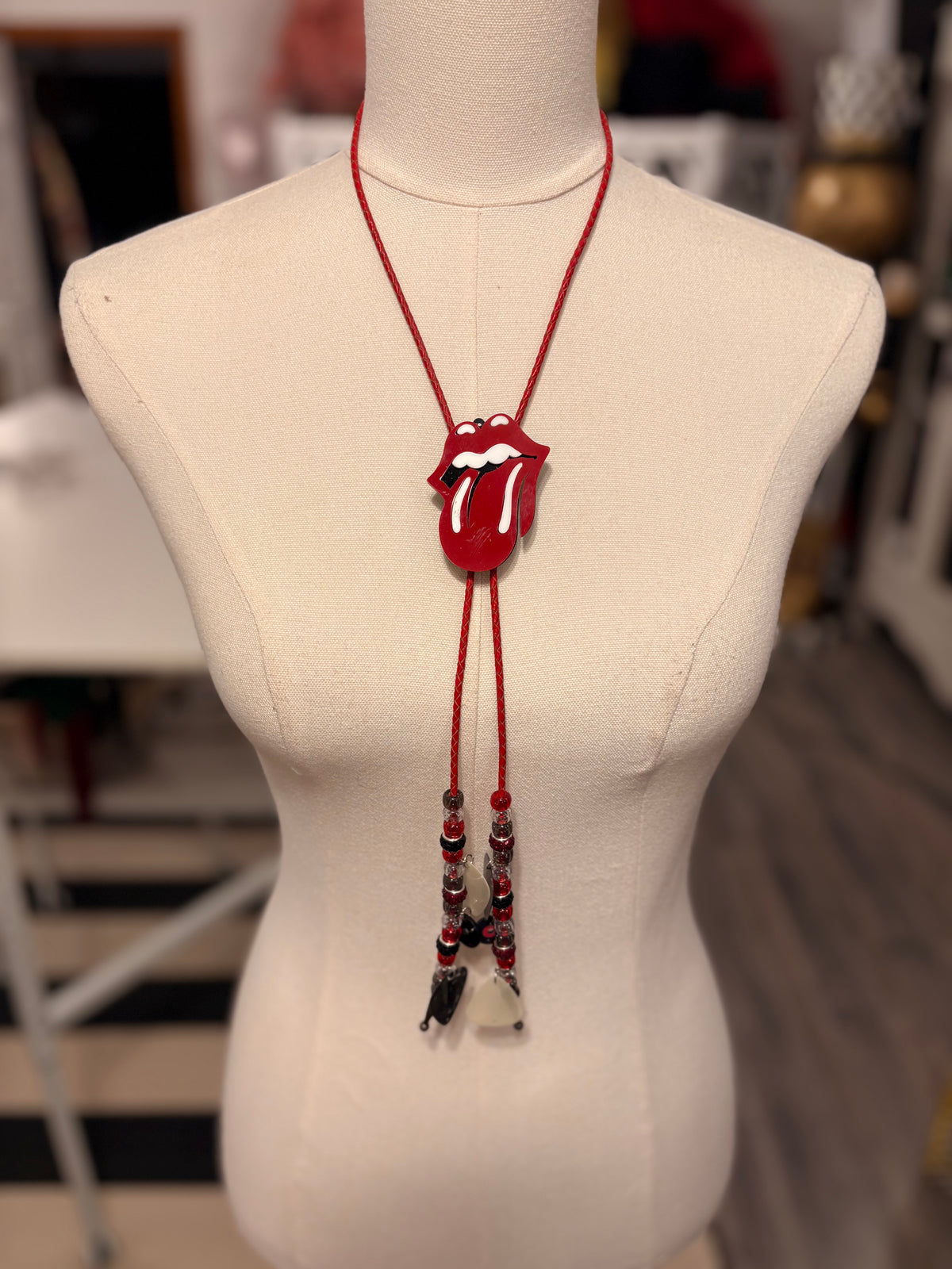 Stones Handmade Bolo Necklace