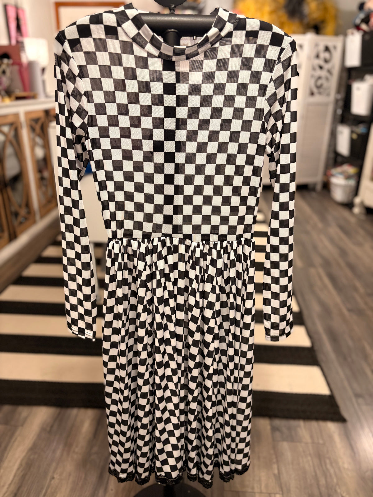 CHECKER PRINT Mesh and Lace Midi DRESS: Black Fits M/L