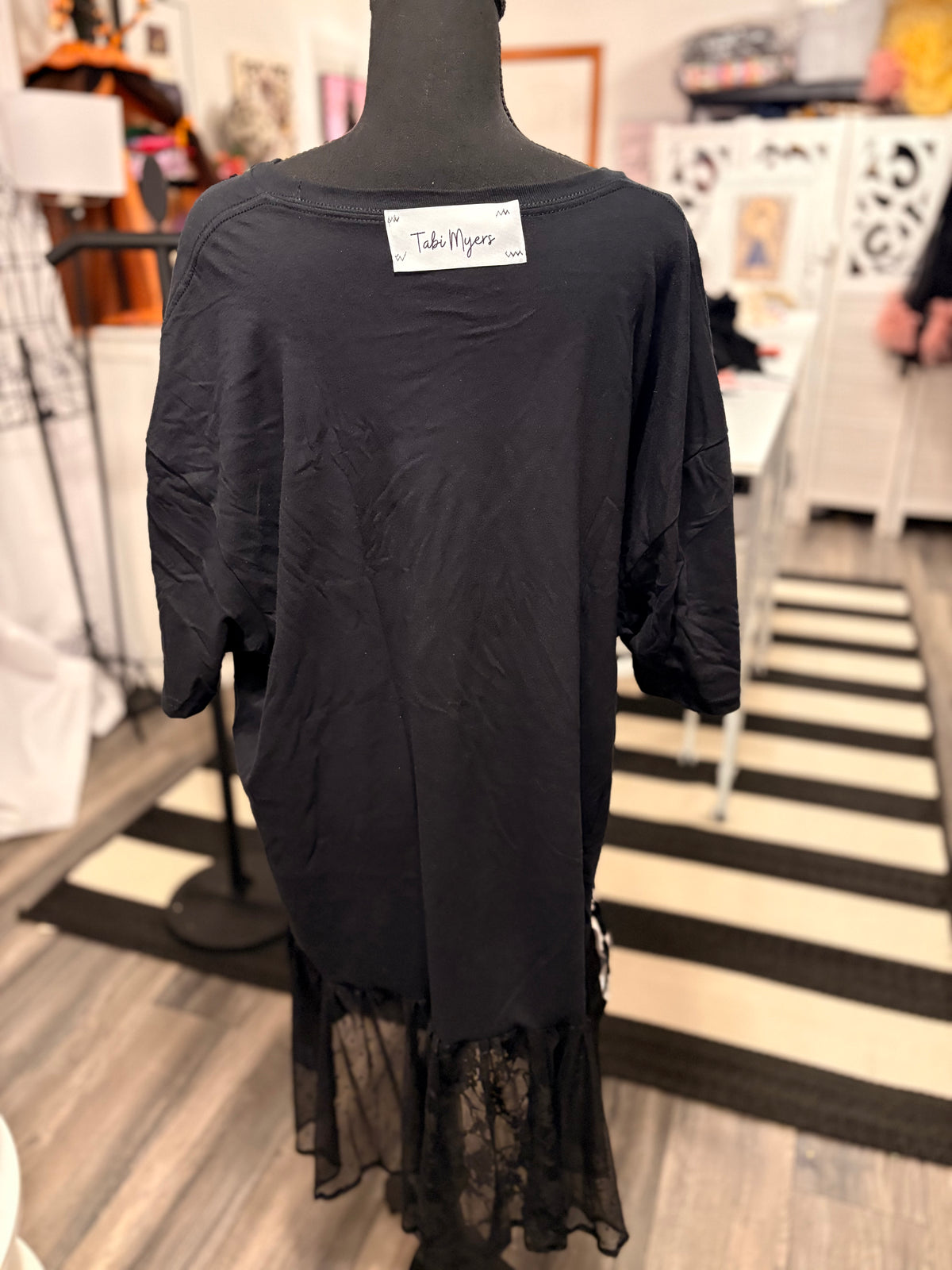 Don’t Speak Hi/Lo Glam Tee One Size Fits a Small to XXL