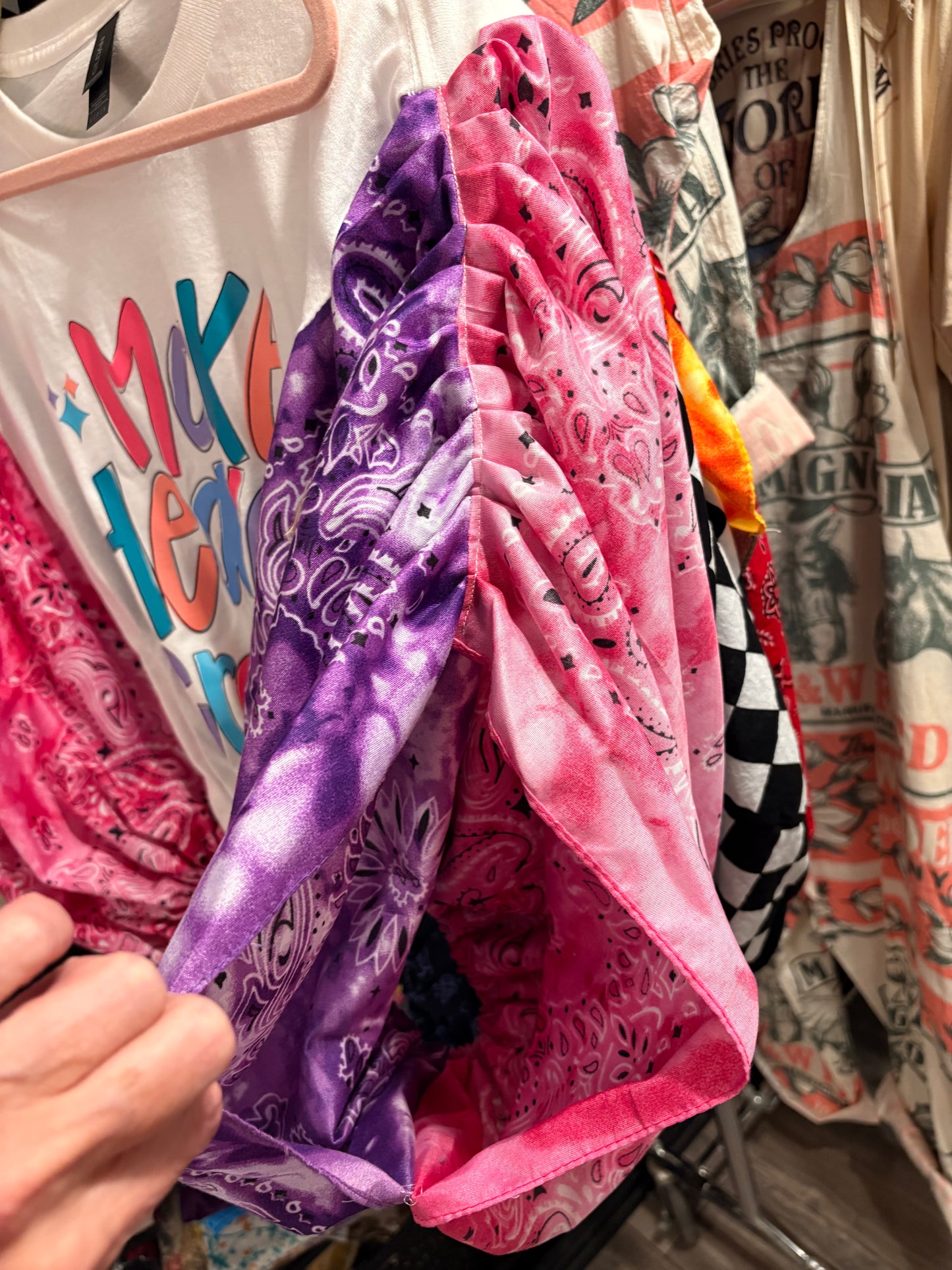 Make Heaven Bubble Bandana Sleeve Tee Fits a Small to Large