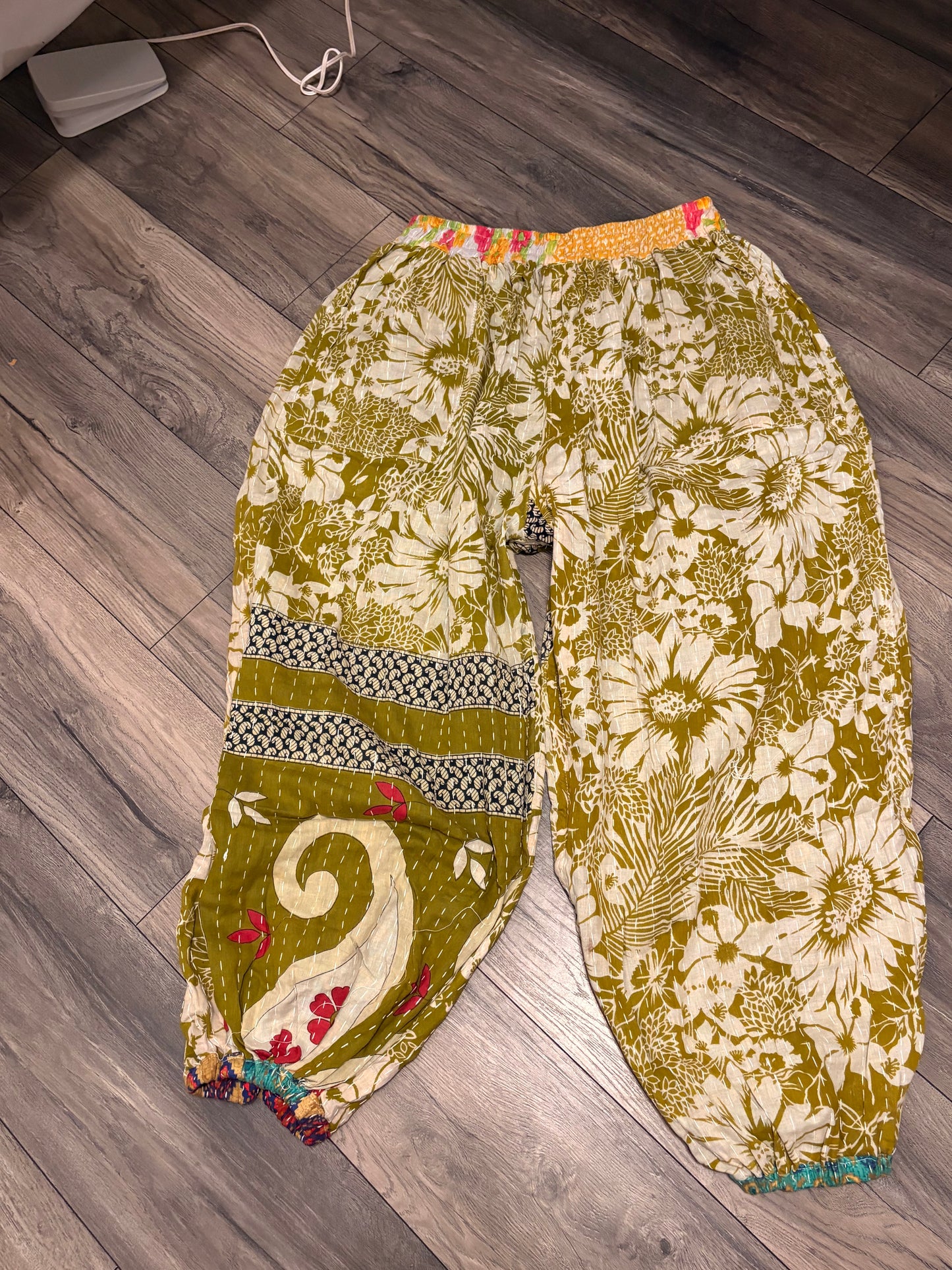 Candi Women Vintage Kantha Quilt Cotton Reversible Harem Pant One Size Fits Size 4-16