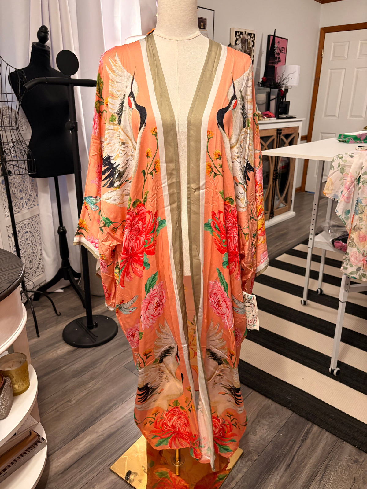 Legend of the Crane Kimono by Aratta One Size Fits a Small to 3X