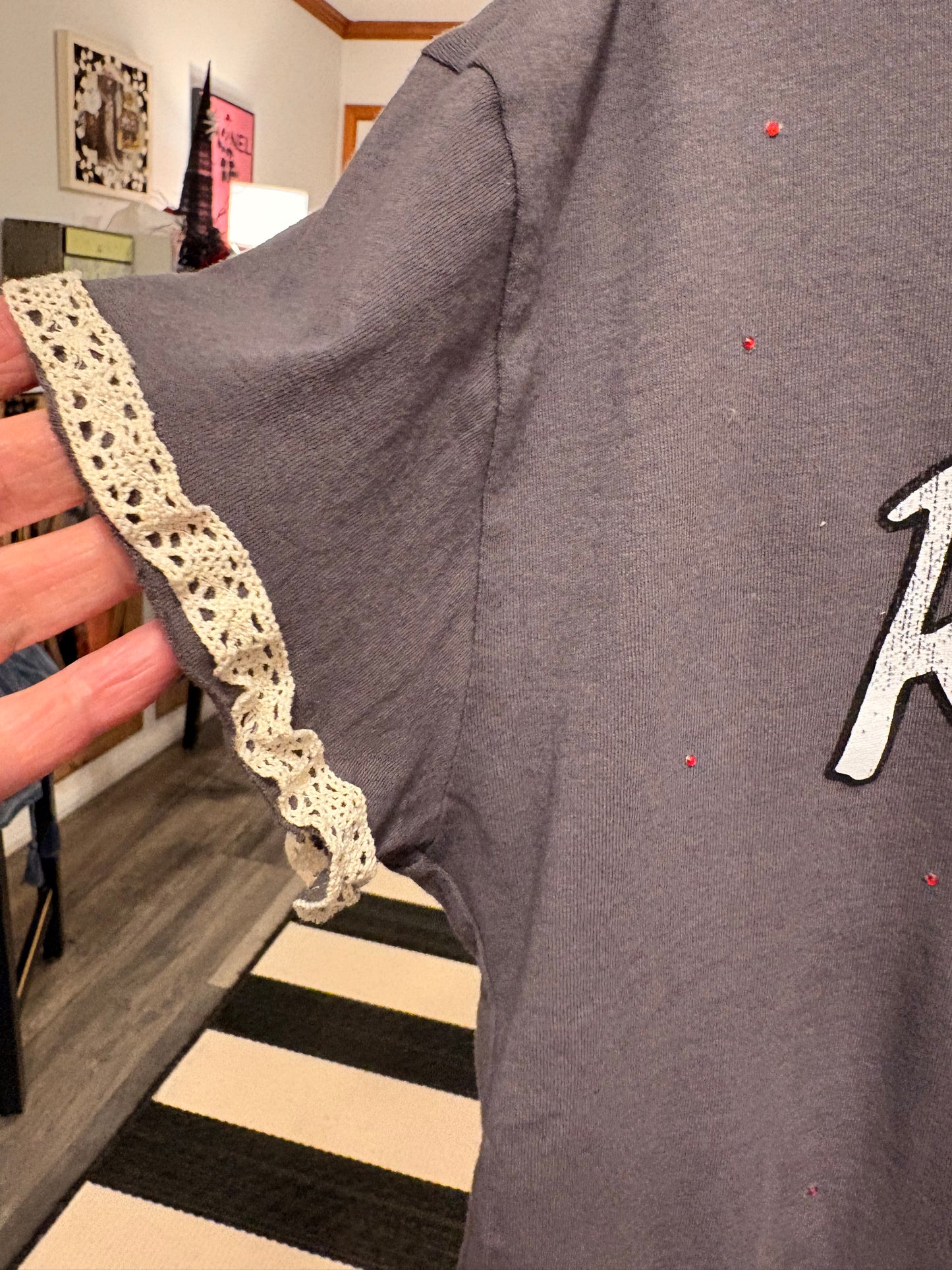 Rolling Stones Pretty Little Tee One Size Fits a Small to Large