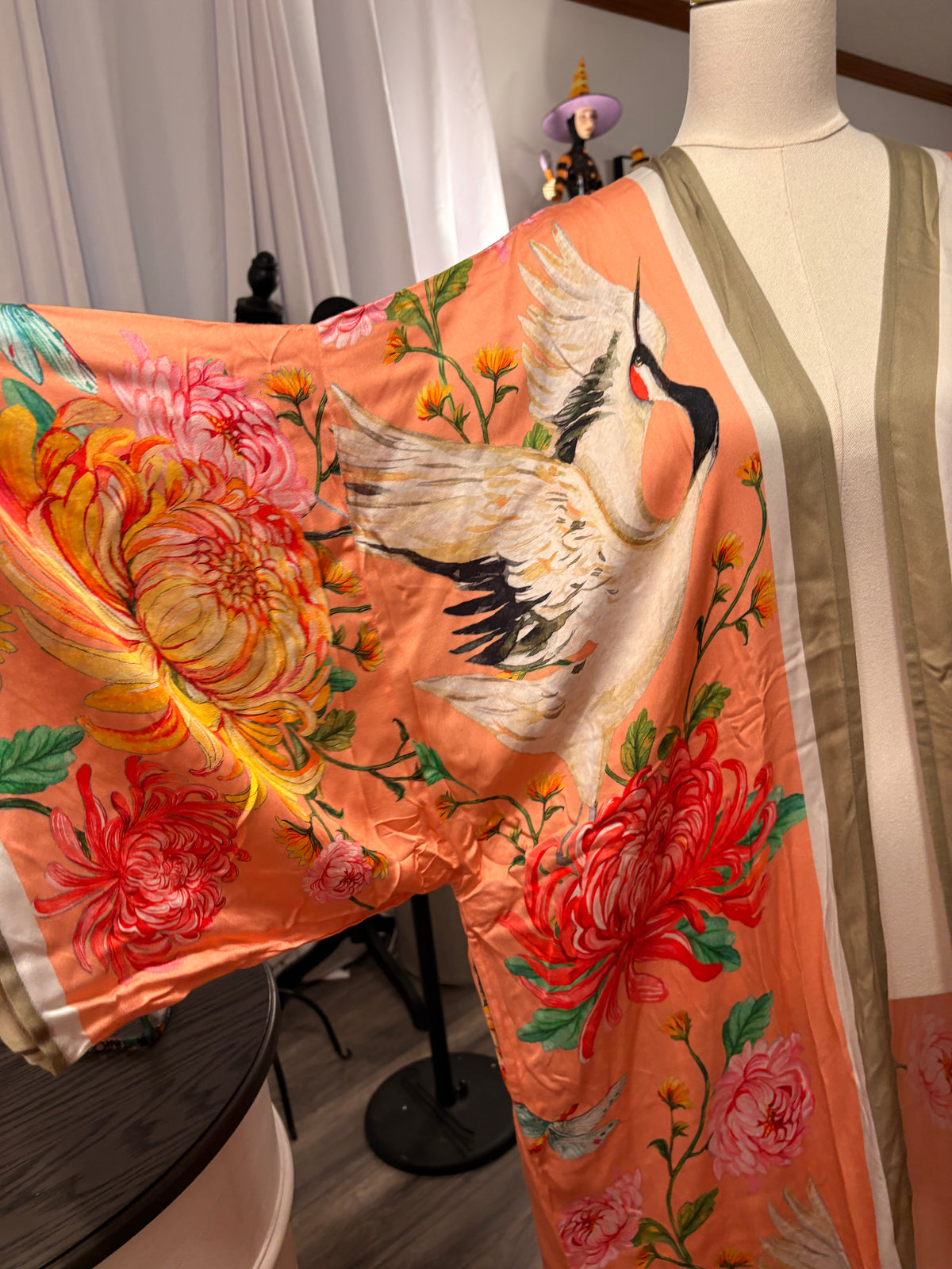 Legend of the Crane Kimono by Aratta One Size Fits a Small to 3X
