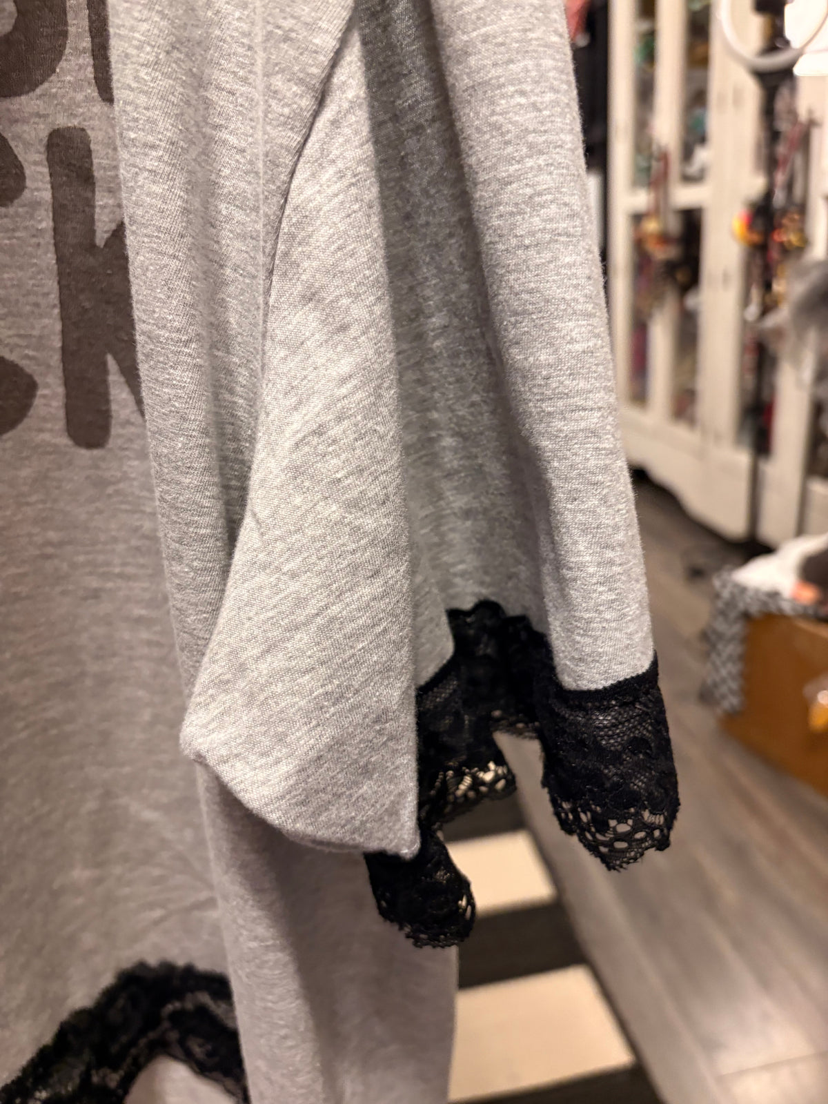 Jailhouse Rock Hi/Lo Glam Tee One Size Fits a Small to XXL