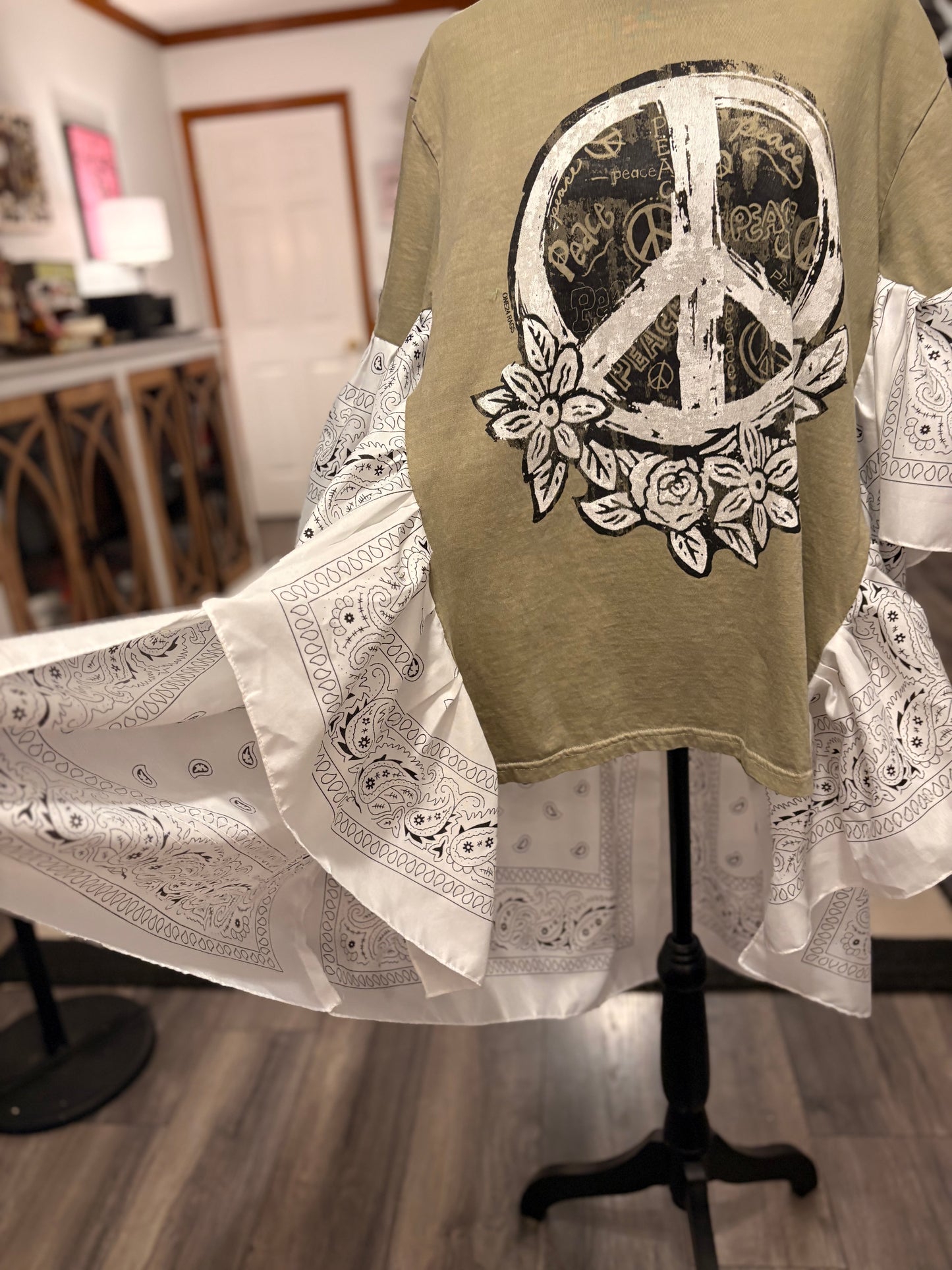 Peace Bandana Ruffle Hi/Lo Tee Fits a Small to XL