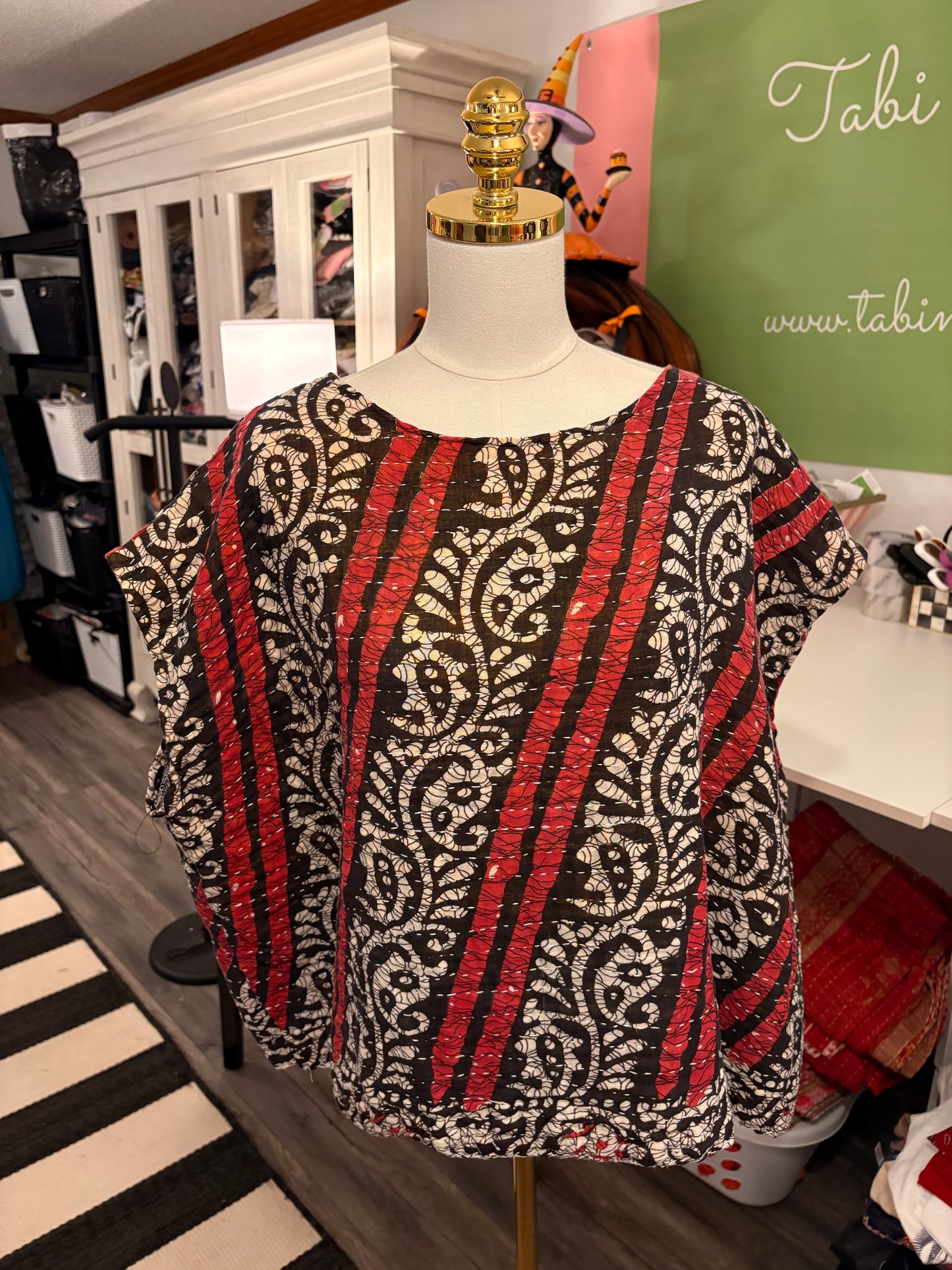 Scarlett Kantha Top One Size Fits a Small to XL 6-14