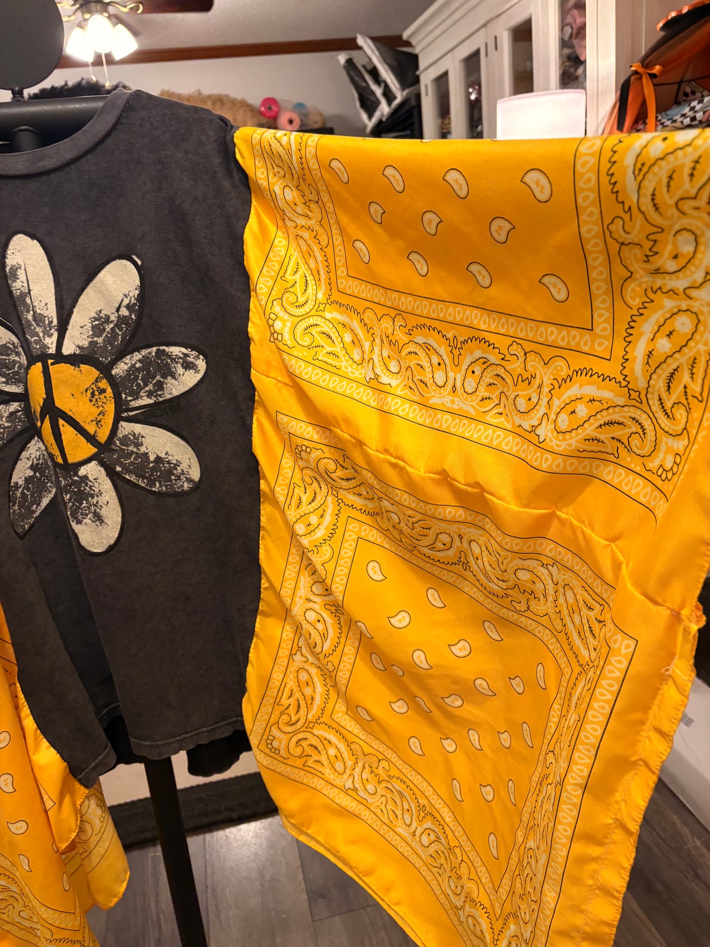 Dirty Daisy Bandana Poncho Tee Fits a Small to 3X