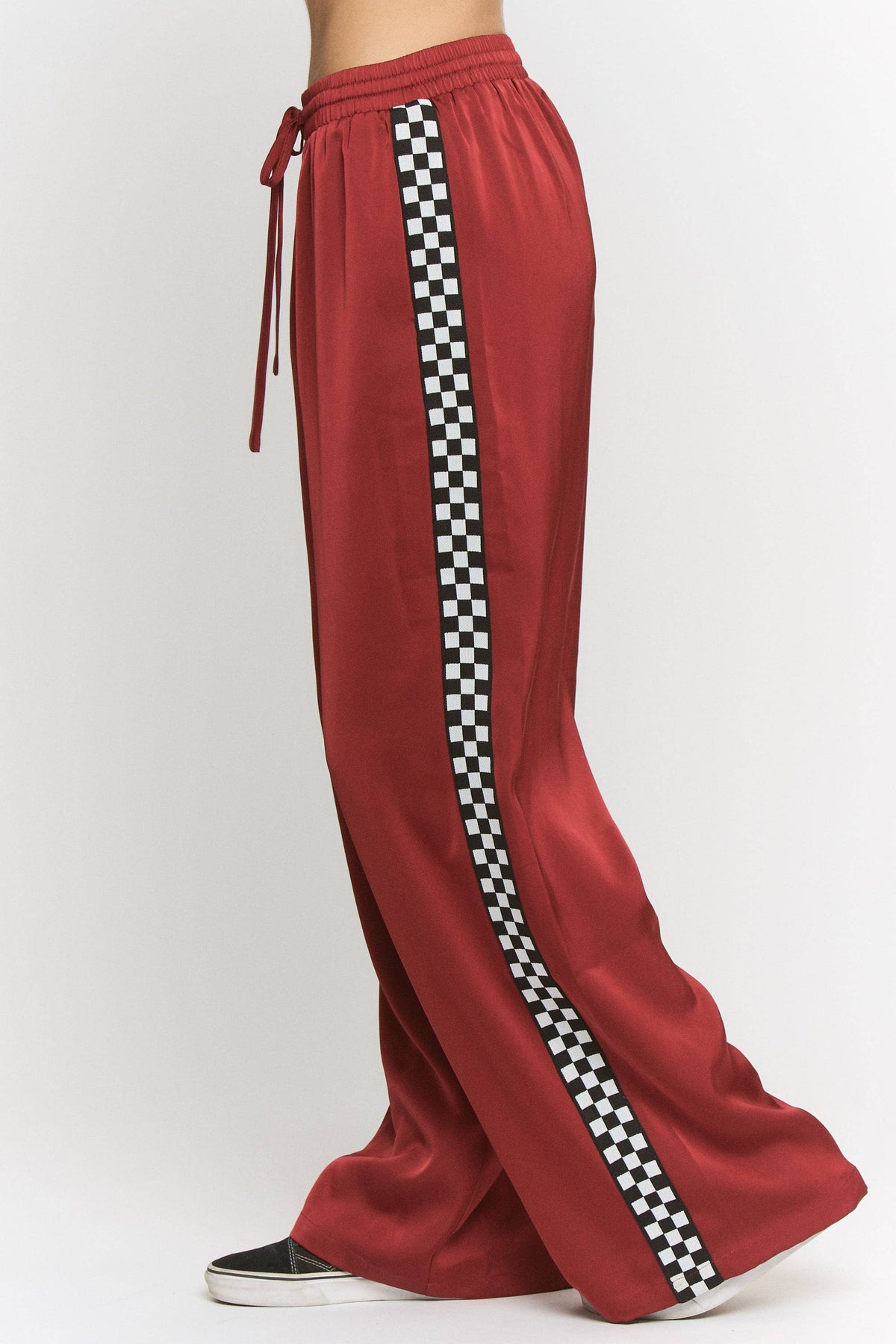 PLUS SIZE SOLID SATIN SWEATPANTS WITH SIDE CHECKERBOARD TAPE: Black