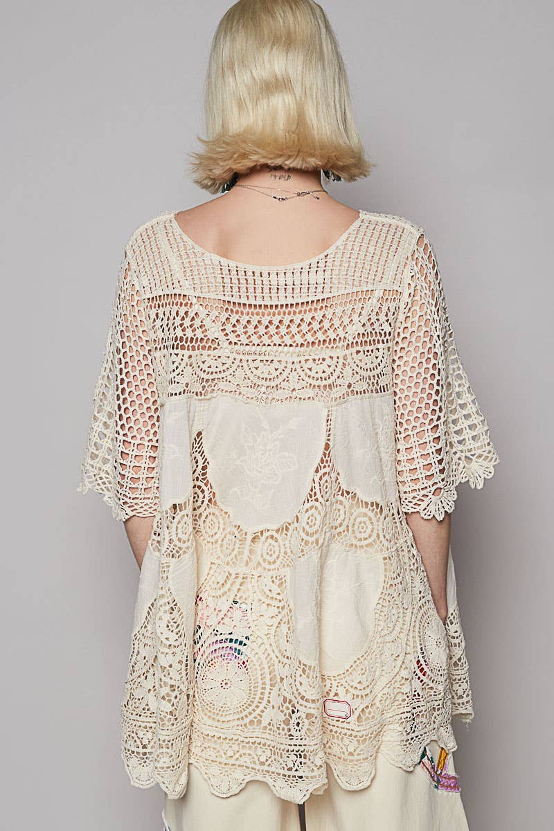 Round neck short sleeve embroidery crochet top: NATURAL / Os