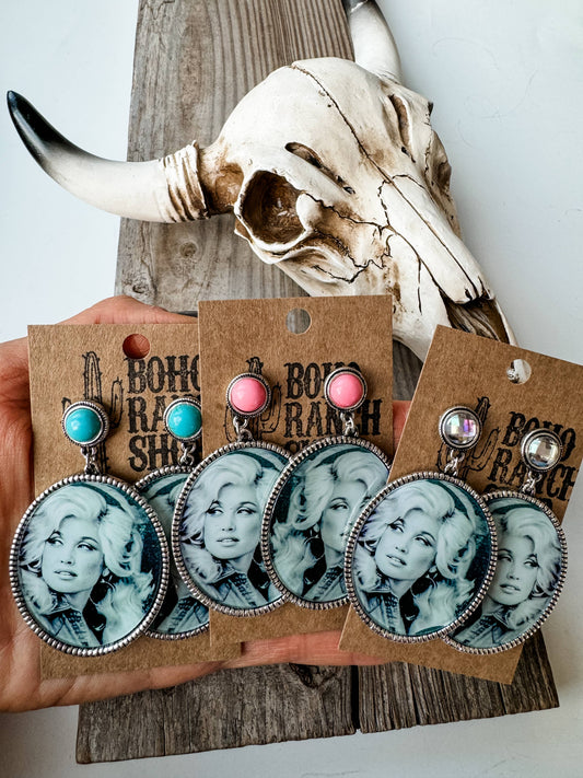 Western Queen Dolly Printed Dangle Earrings: PINK