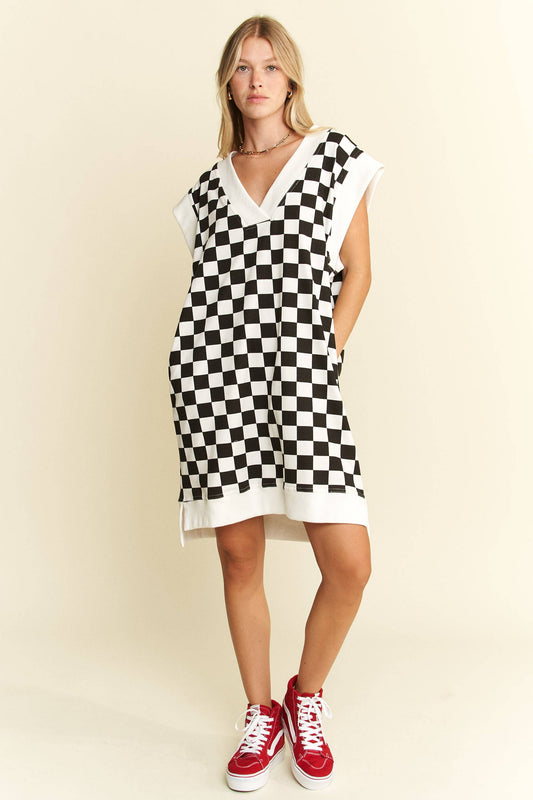 V-NECK CHECKERD DRESS: Black