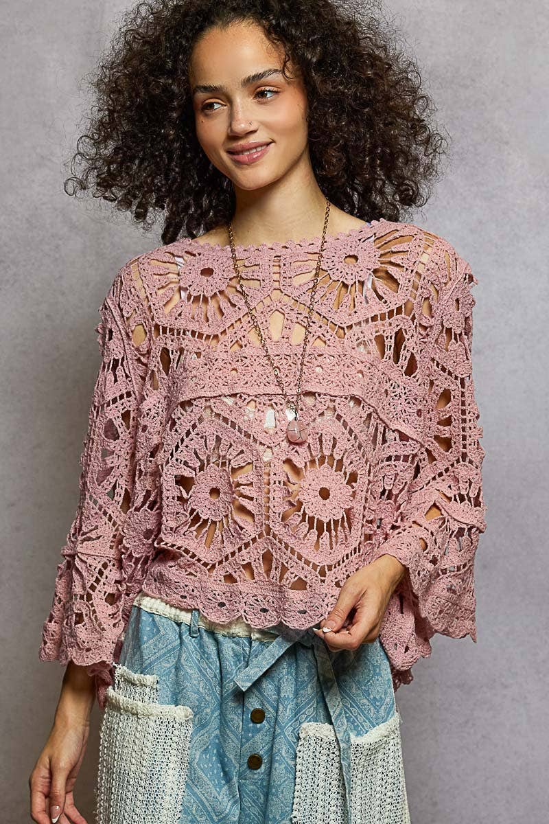 Round neck 3/4 sleeve crochet cropped top: ROSE PINK / Os