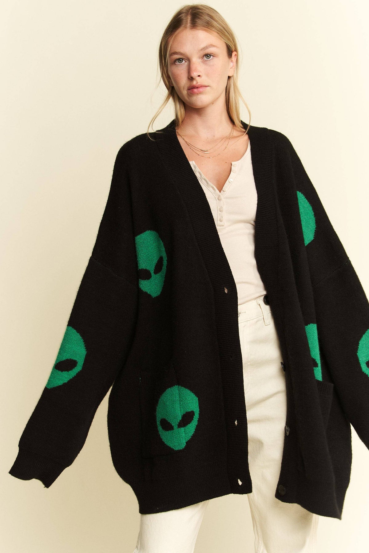 OVERSIZED ALIEN CARDIGAN: Black