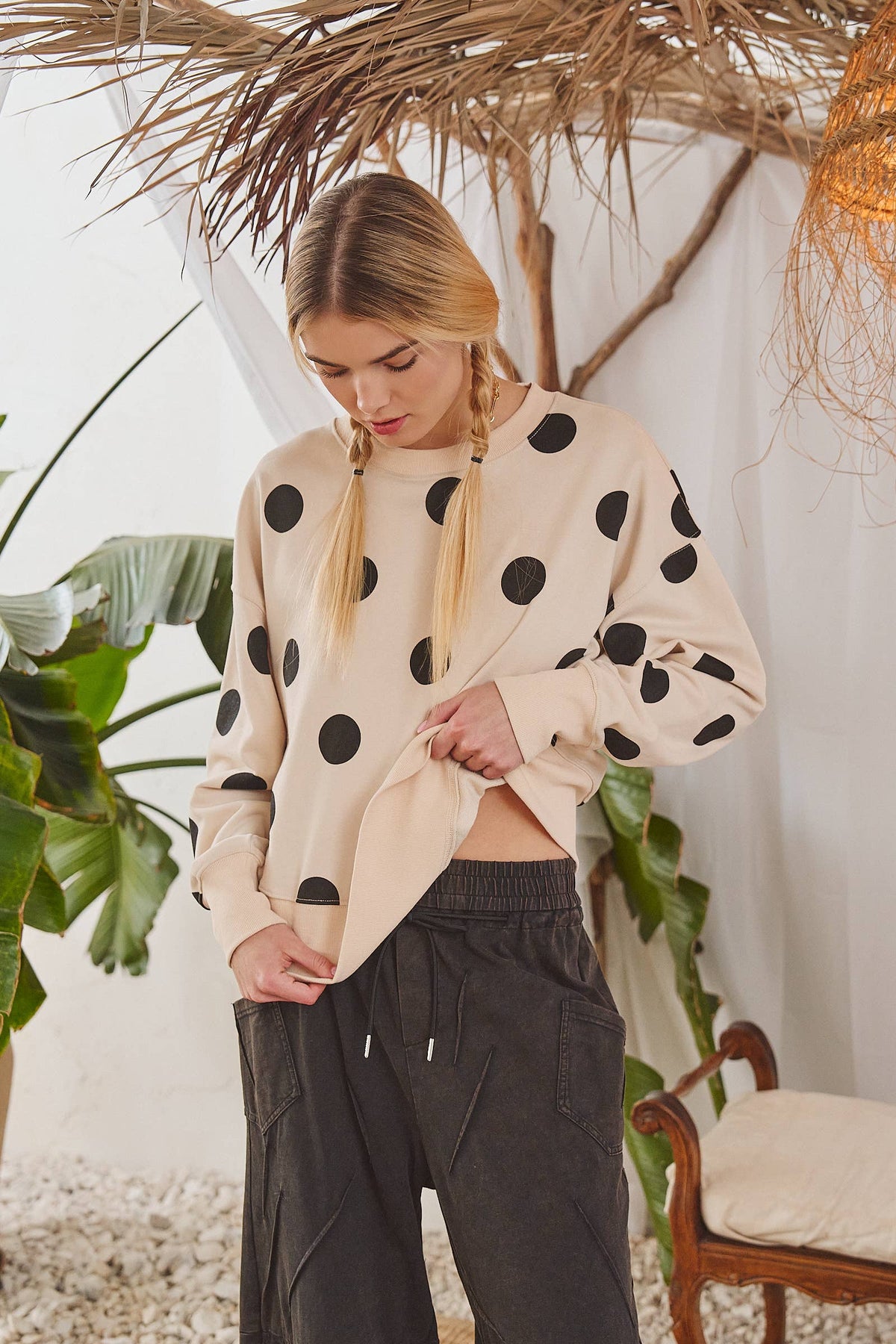 PLUS SIZE POLKA DOT SWEATSHIRT: Beige