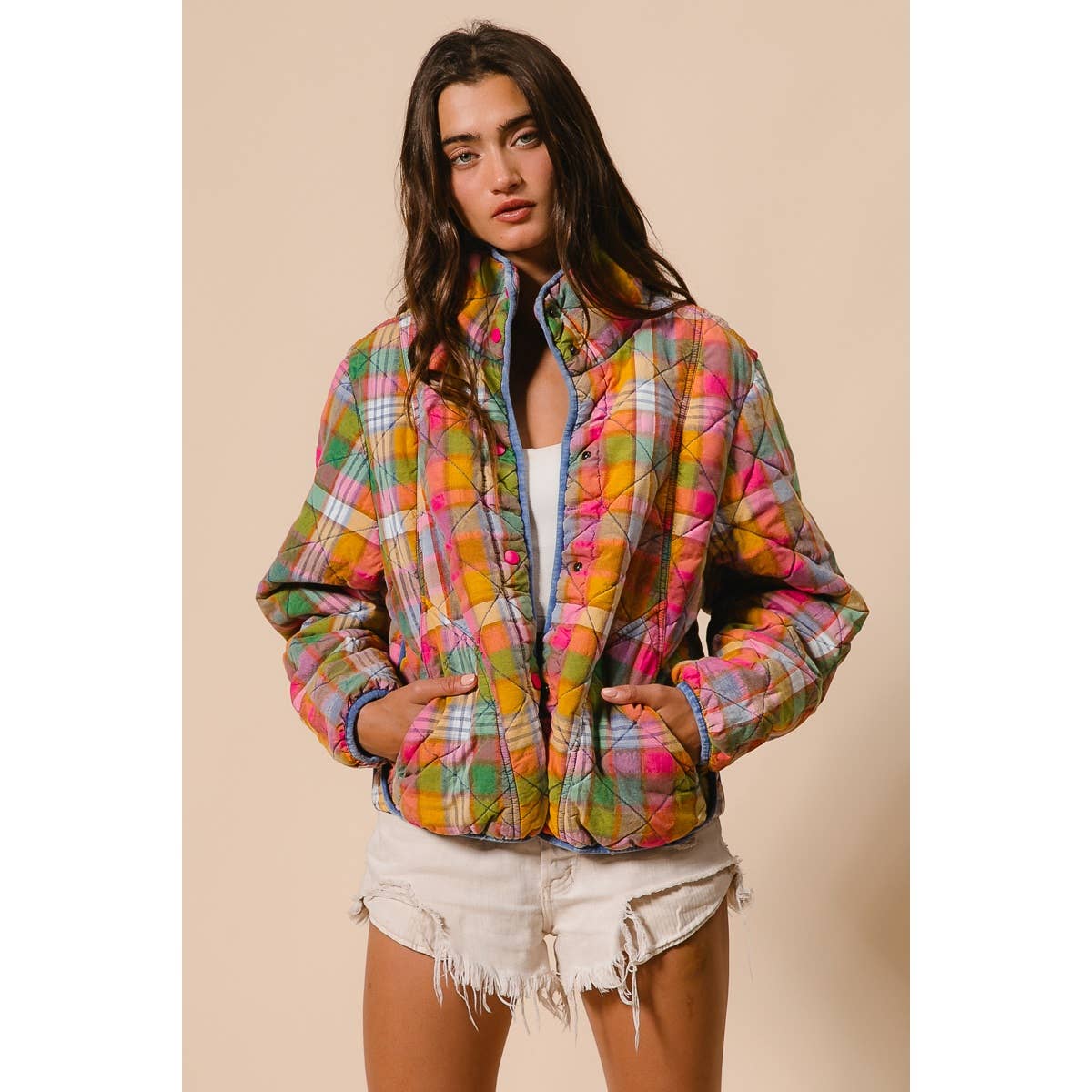 BLEACHED VINTAGE PLAID QUILTED JACKET WITH POCKETS: STAINED GLASS / L